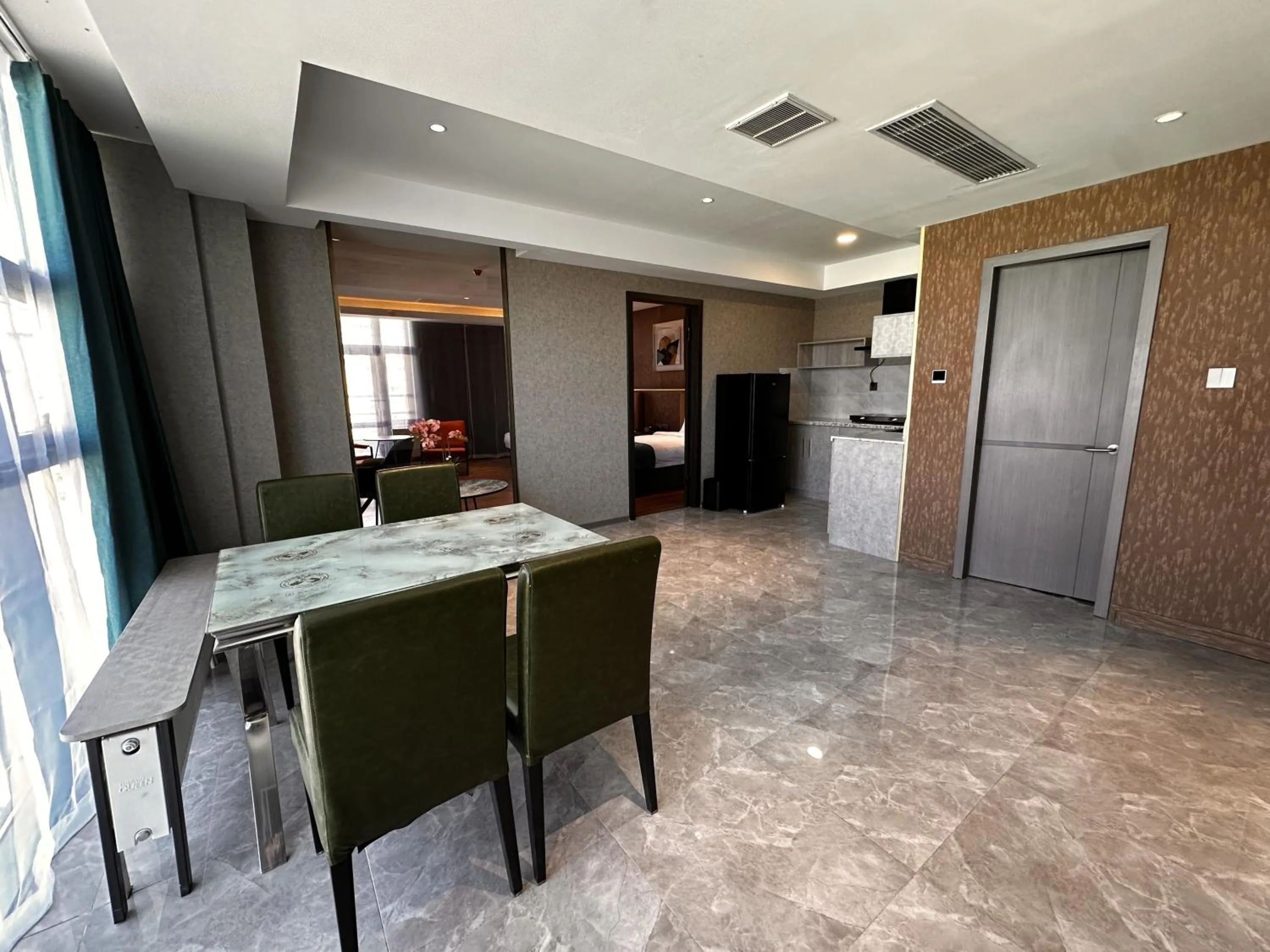 Bojon Hotel Ulaanbaatar - Soyolj Mall