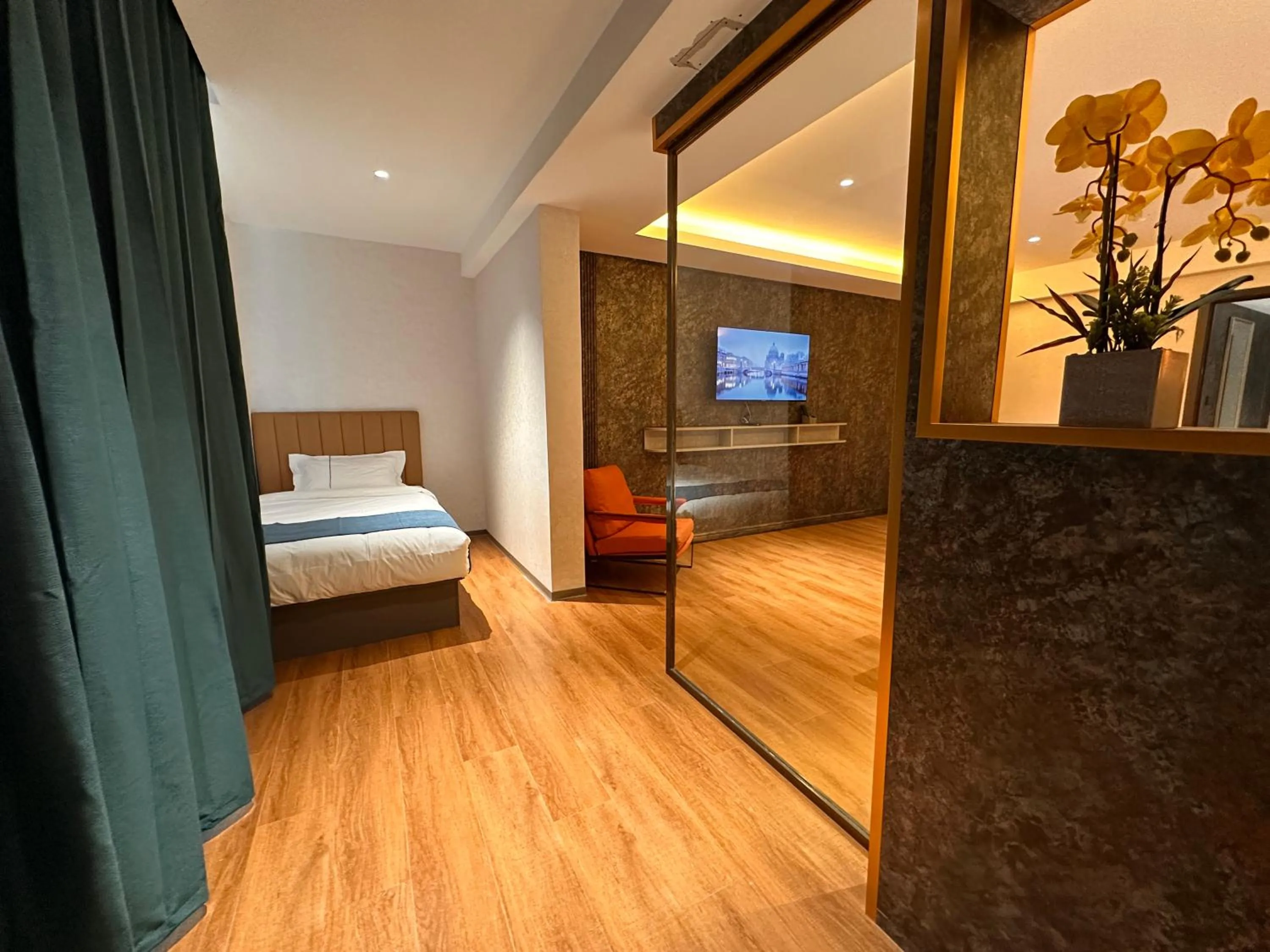 Bed in Bojon Hotel Ulaanbaatar - Soyolj Mall