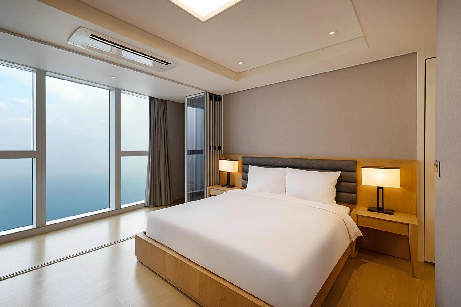 Bed in LCT Residence The Vine Haeundae