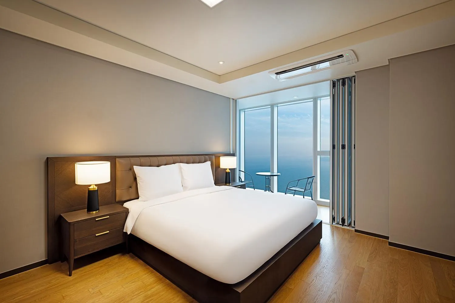 Bed in LCT Residence The Vine Haeundae