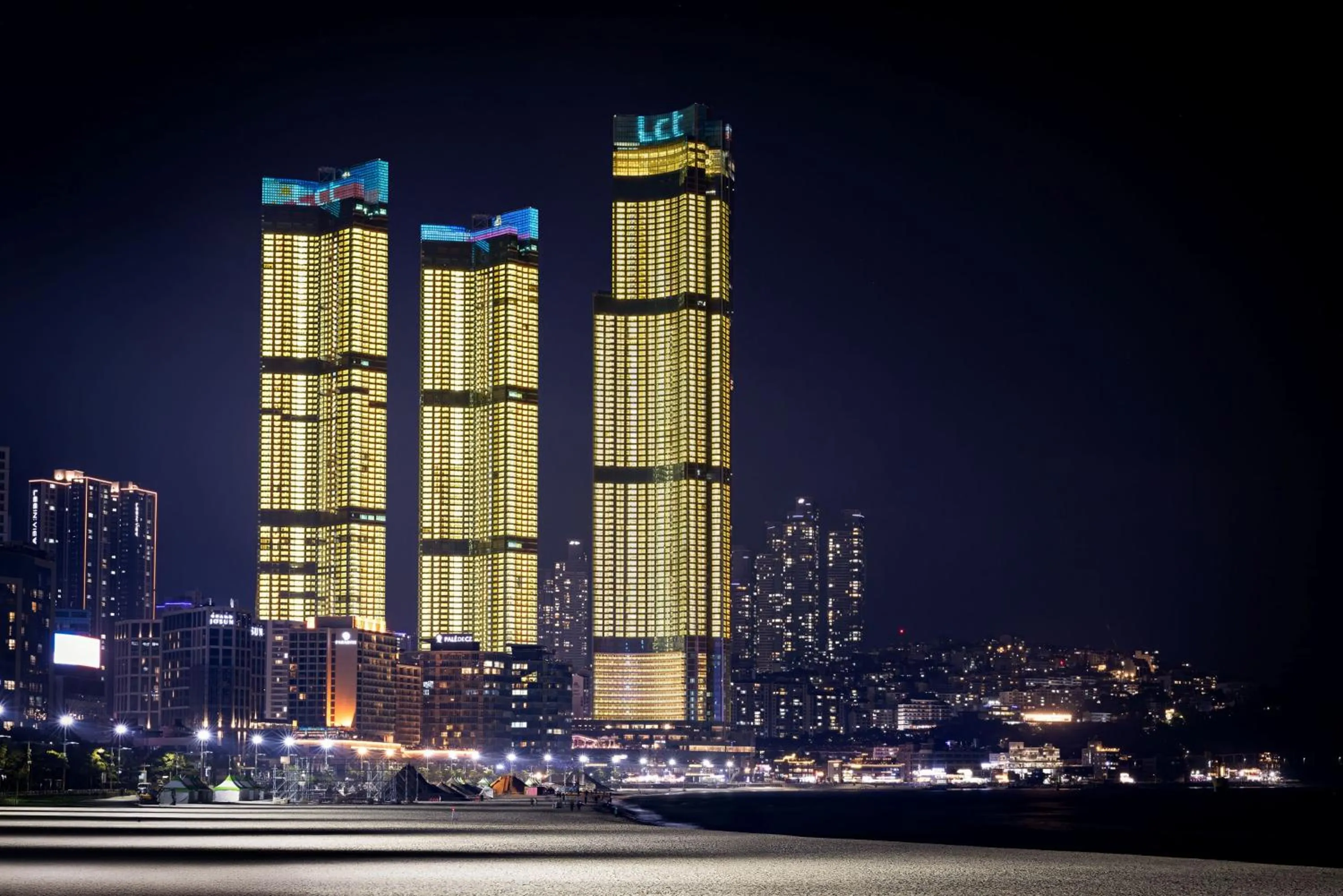 Property building in LCT Residence The Vine Haeundae