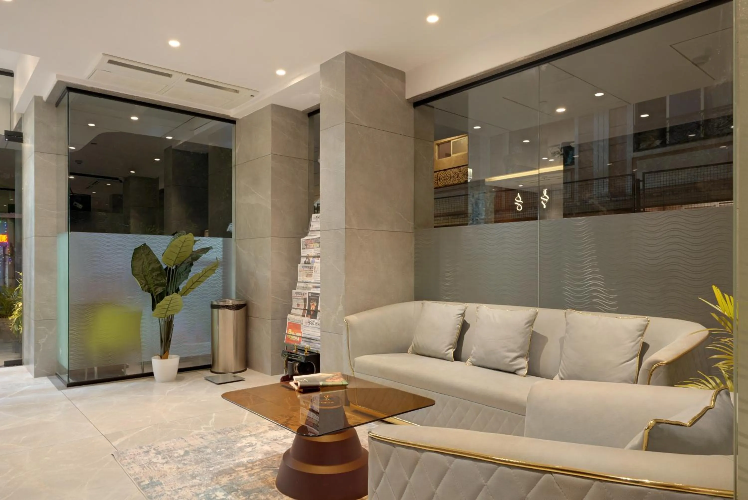 Lobby or reception in Hotel Flexi Residency Mumbai International Airport