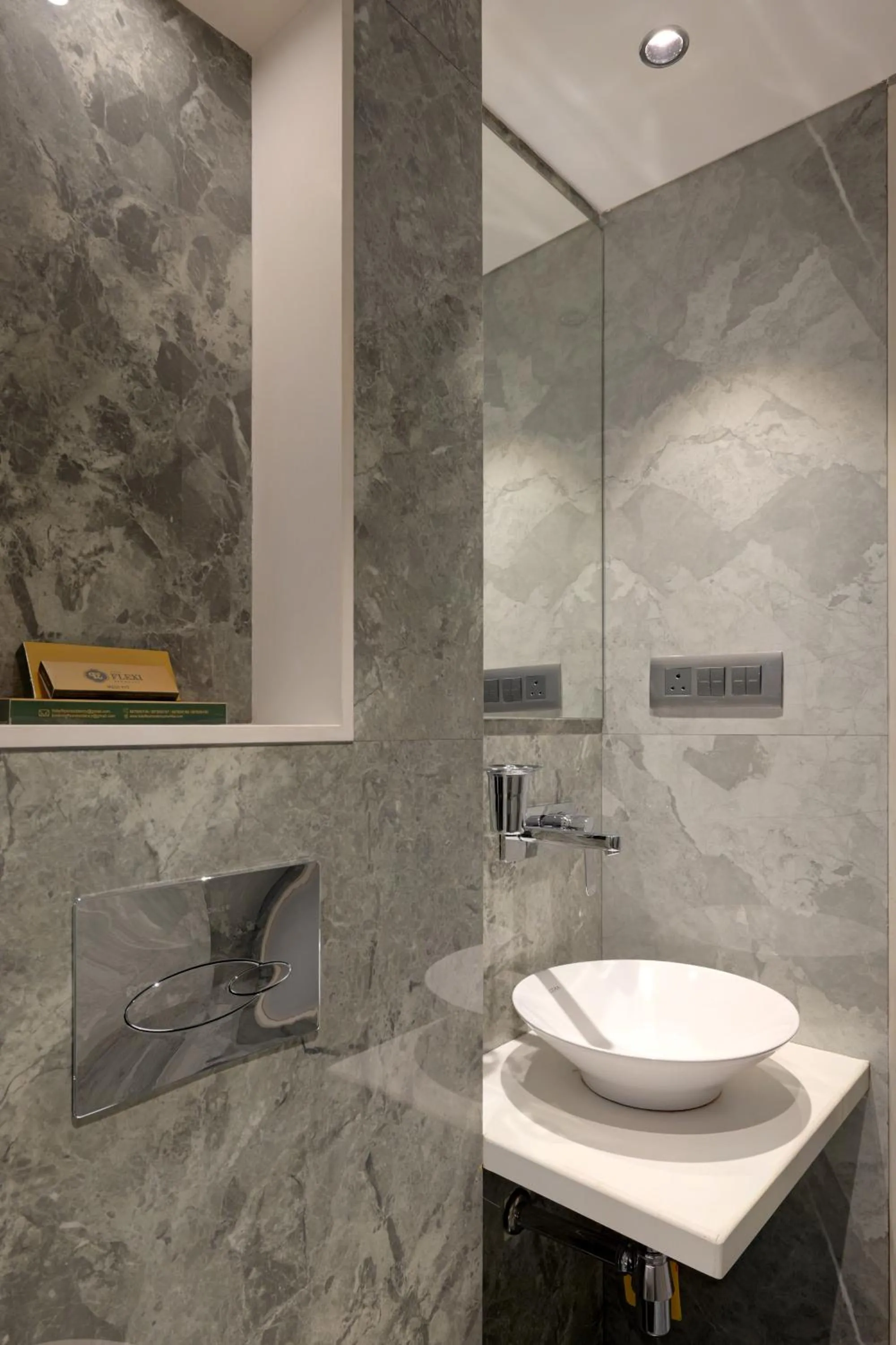 Bathroom in Hotel Flexi Residency Mumbai International Airport