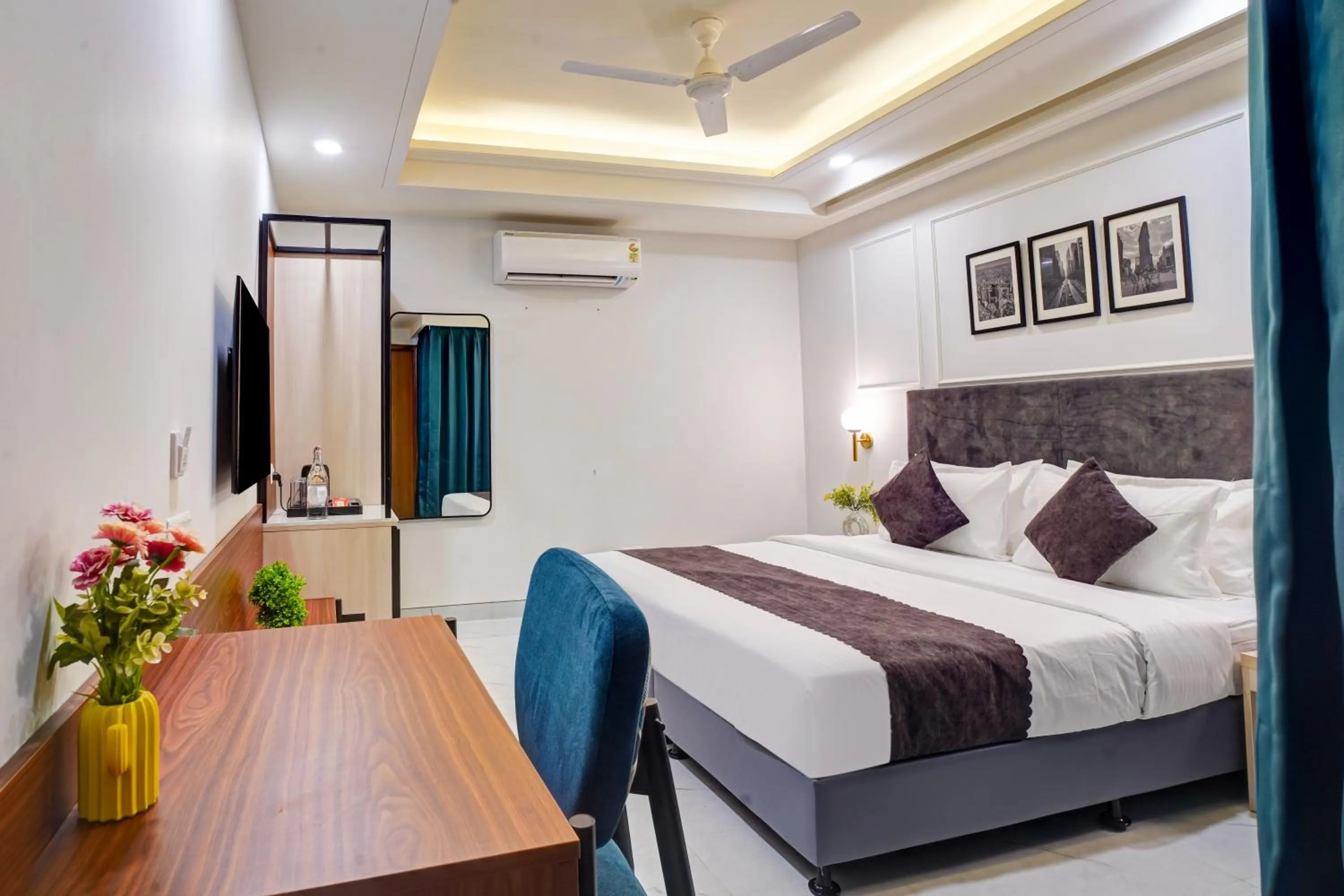 Bed in Saltstayz Premier - Arjun Marg