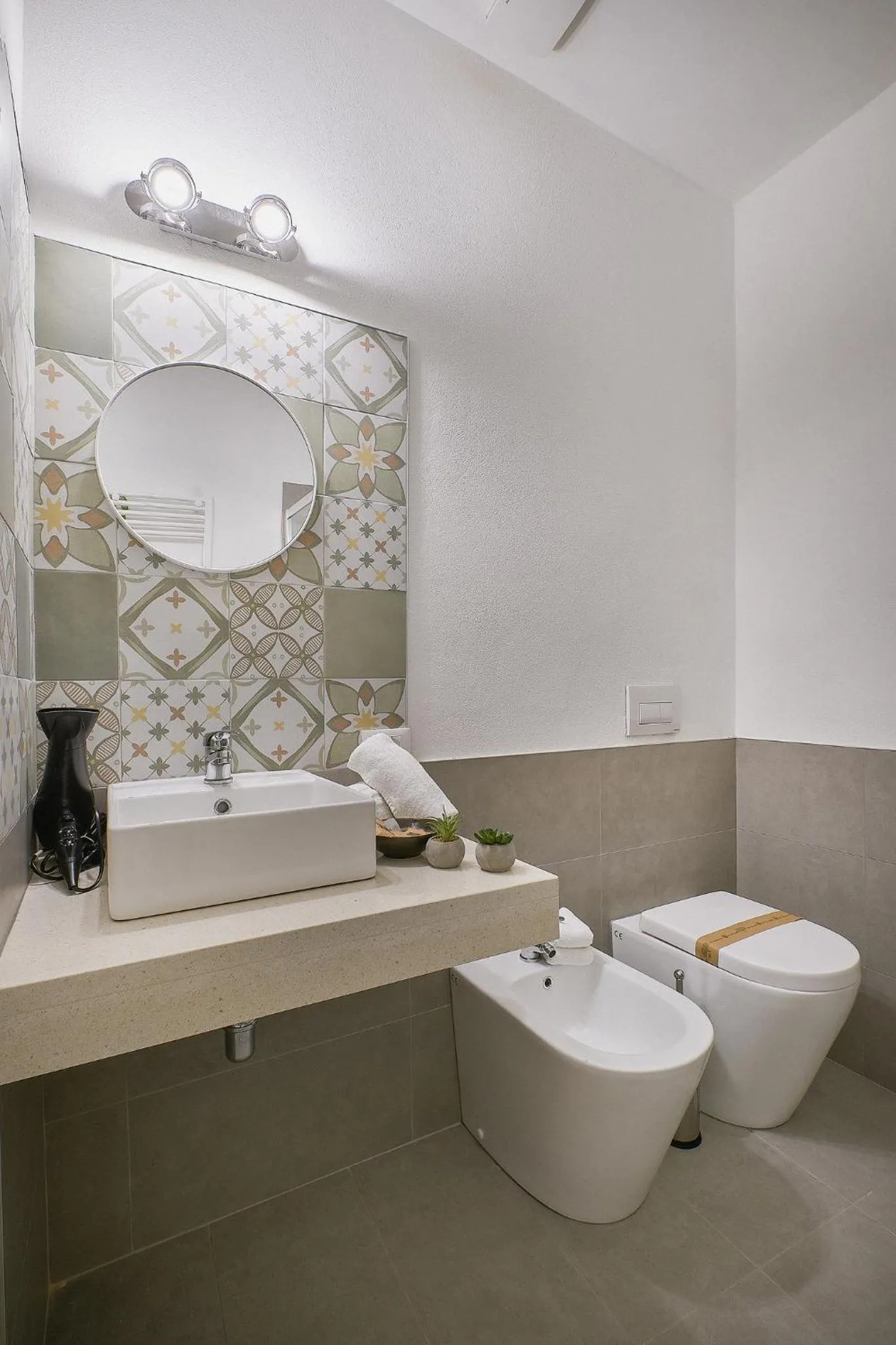 Toilet in Delta Dreams Guest House