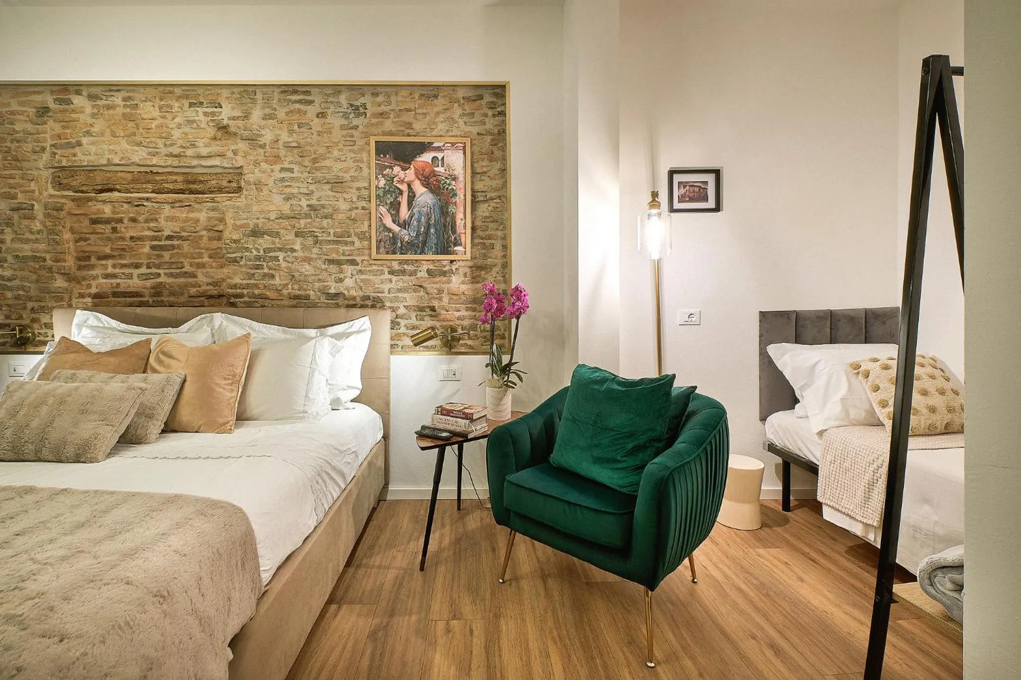 Bed in Delta Dreams Guest House