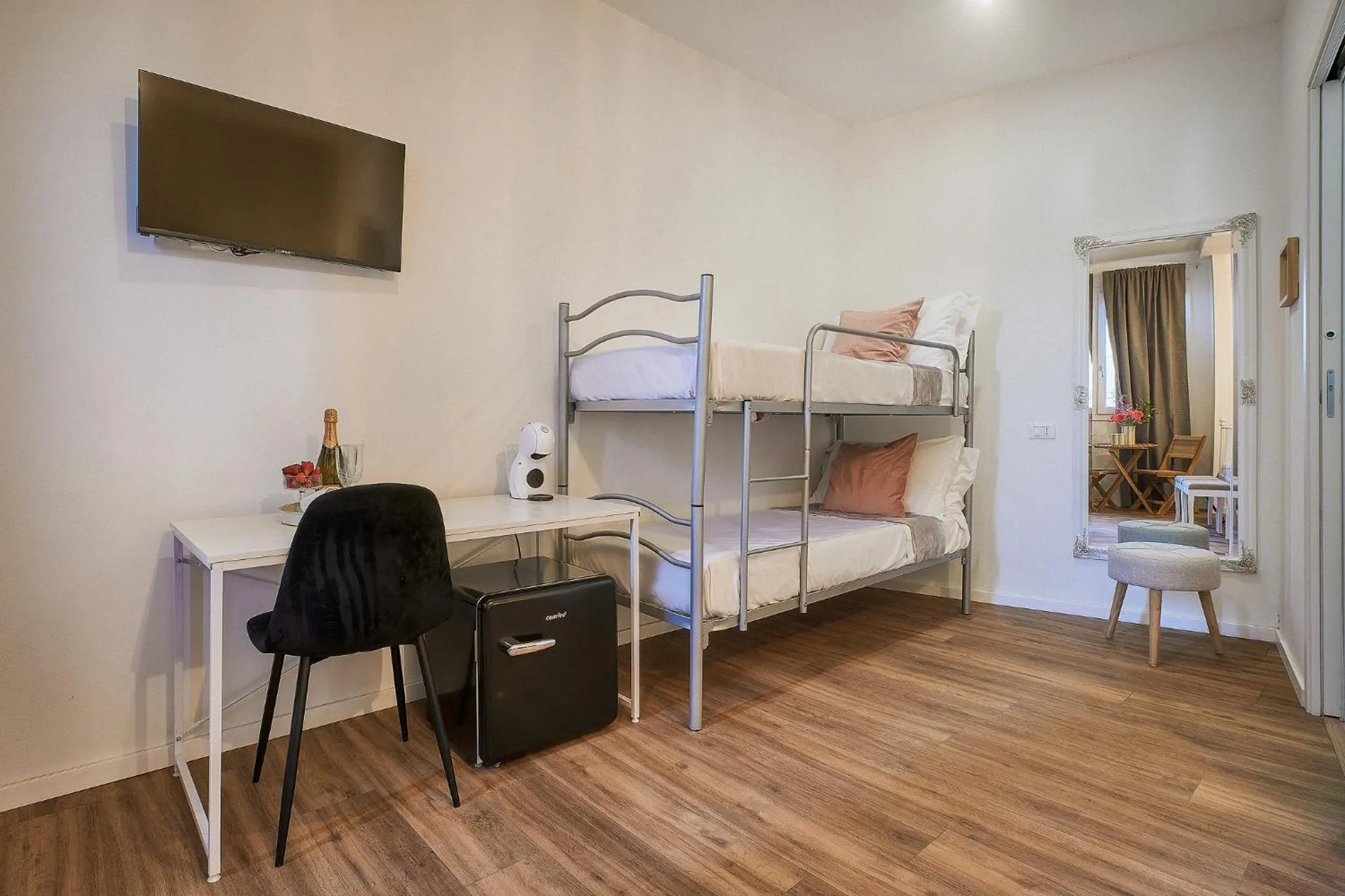 Bed in Delta Dreams Guest House