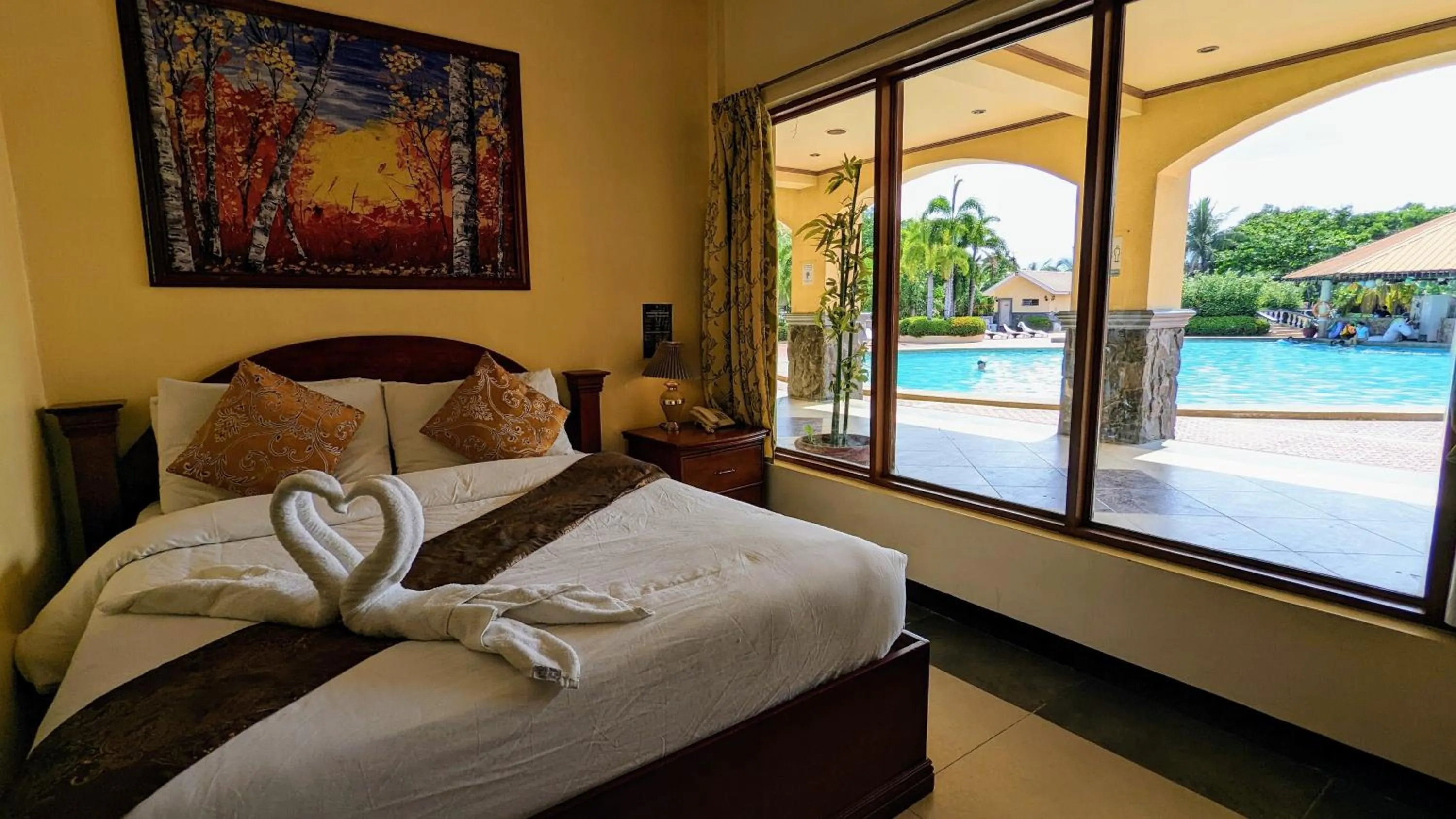 Bed in Subic Waterfront View Resort
