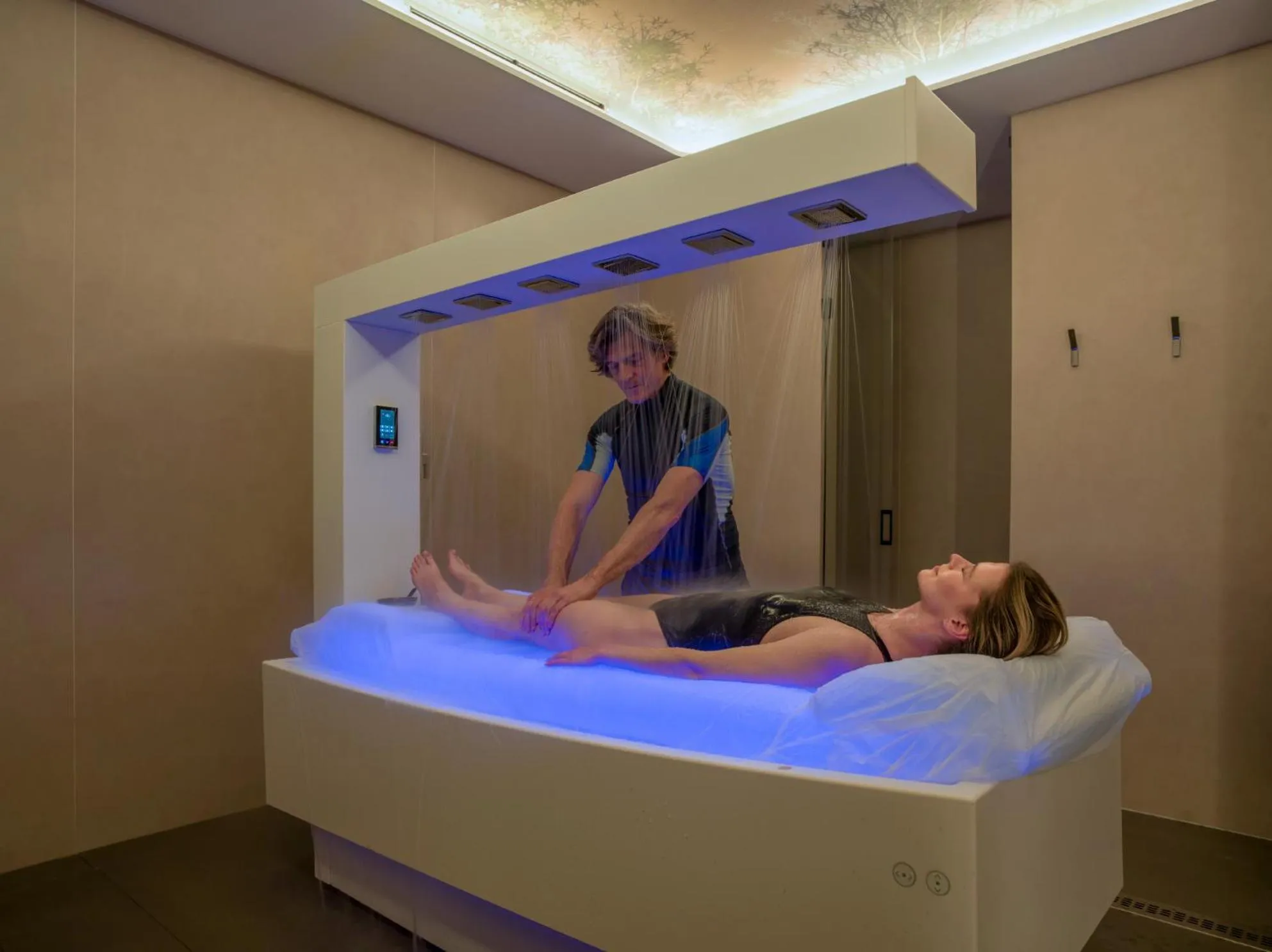 Massage in ZEM Wellness Clinic Altea - 5 Stars Grand Luxury