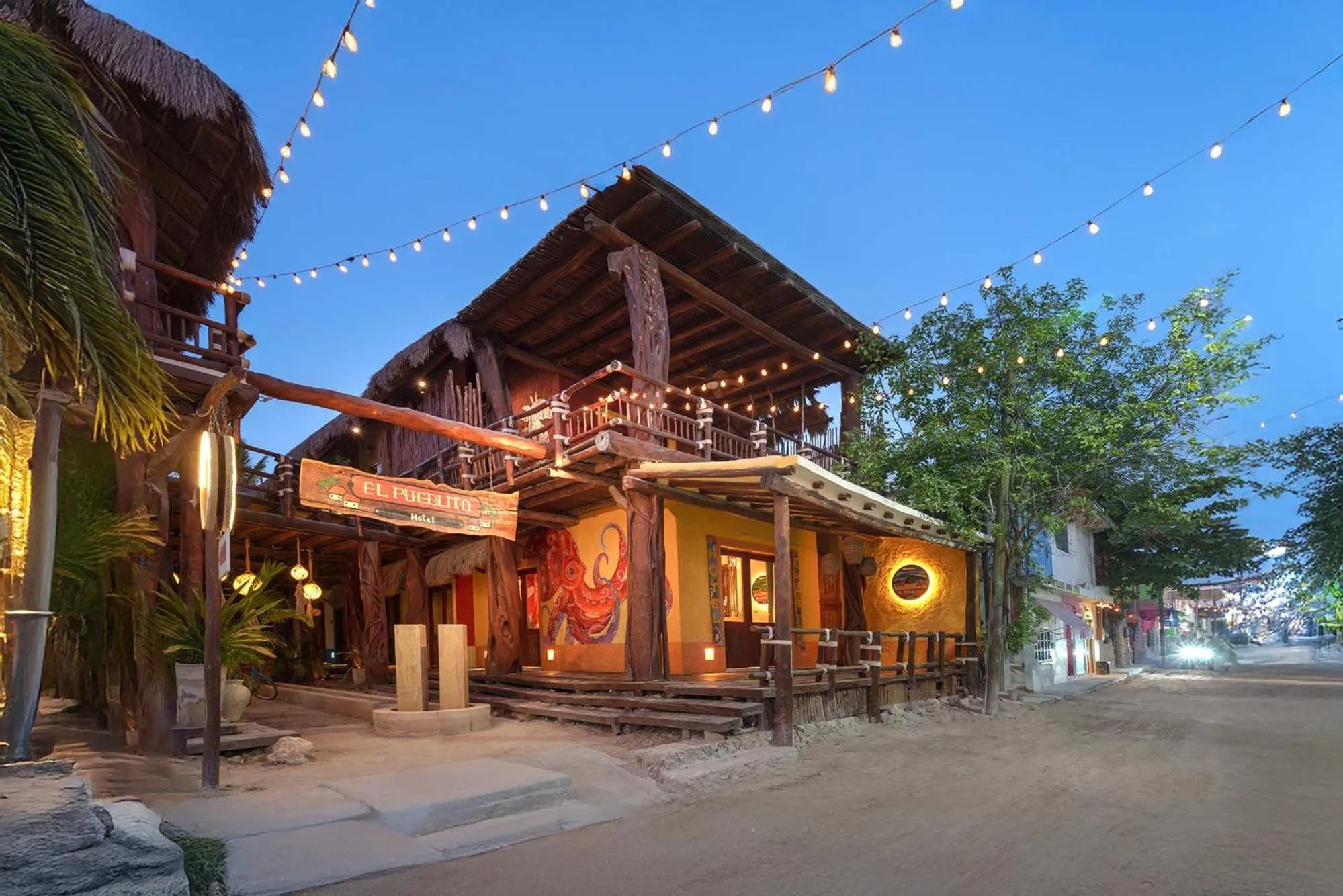 Property building in Exe El Pueblito