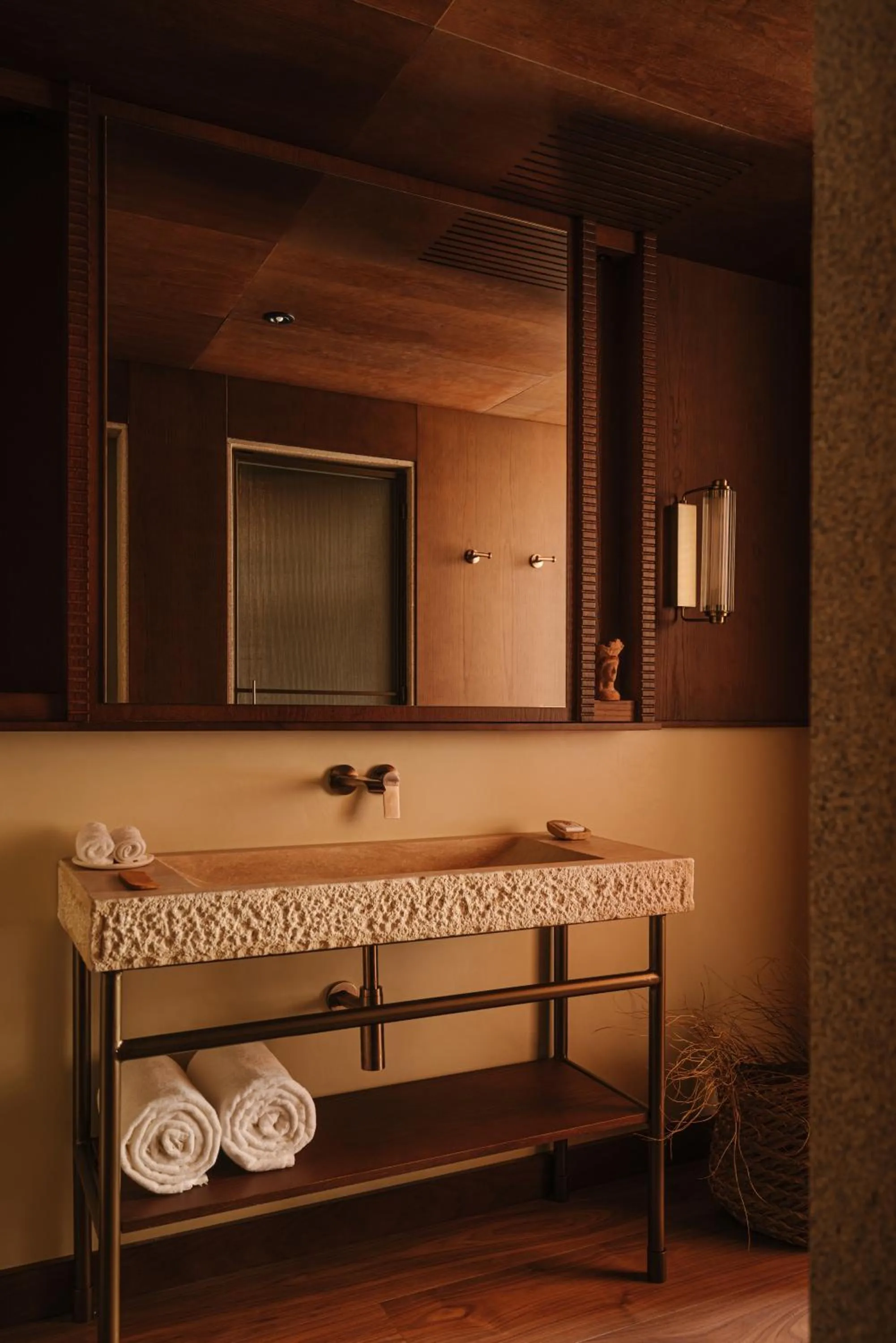 Bathroom in Palacio De Godoy Caceres, Curio Collection By Hilton
