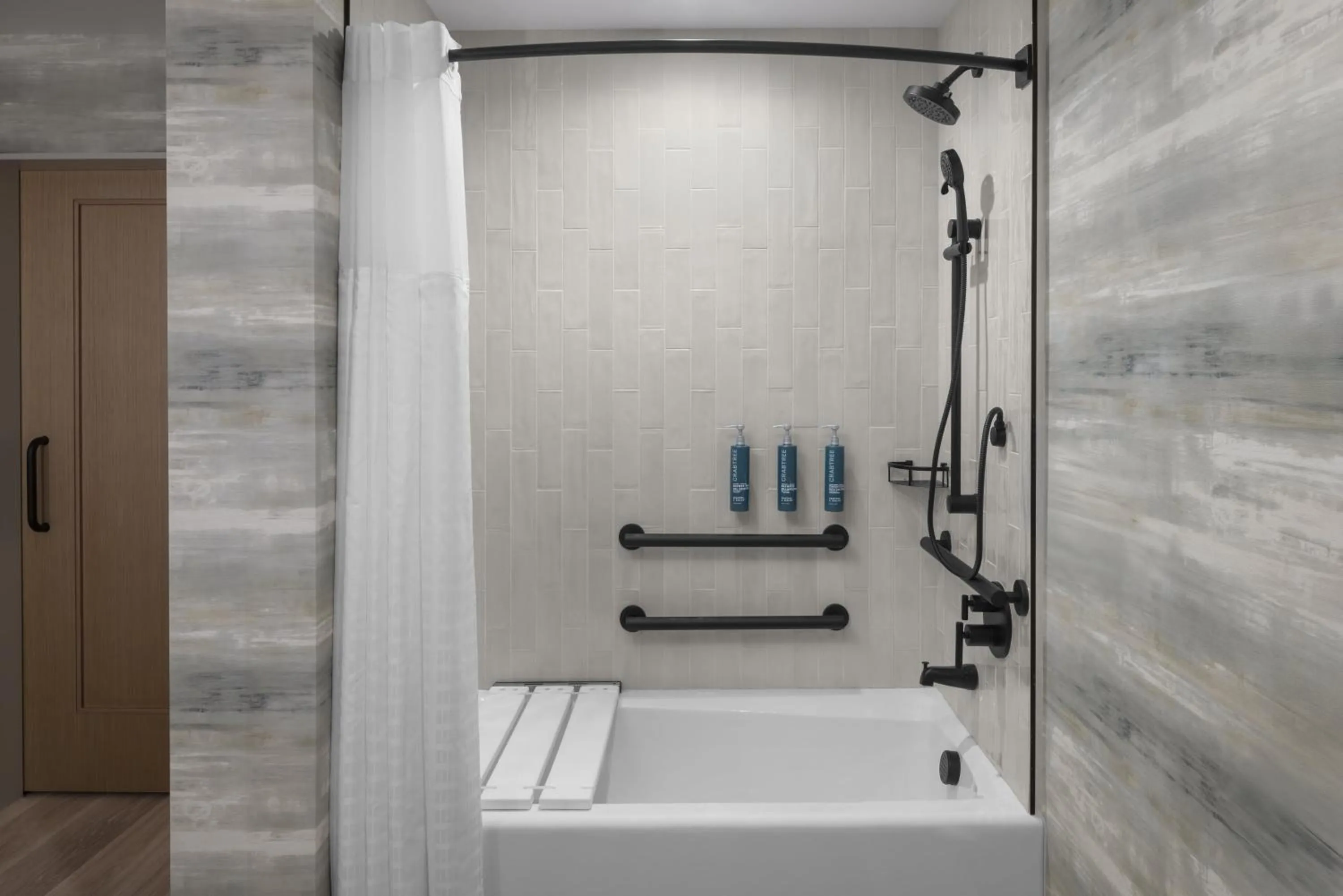 Shower in Hilton Jacksonville At Mayo Clinic