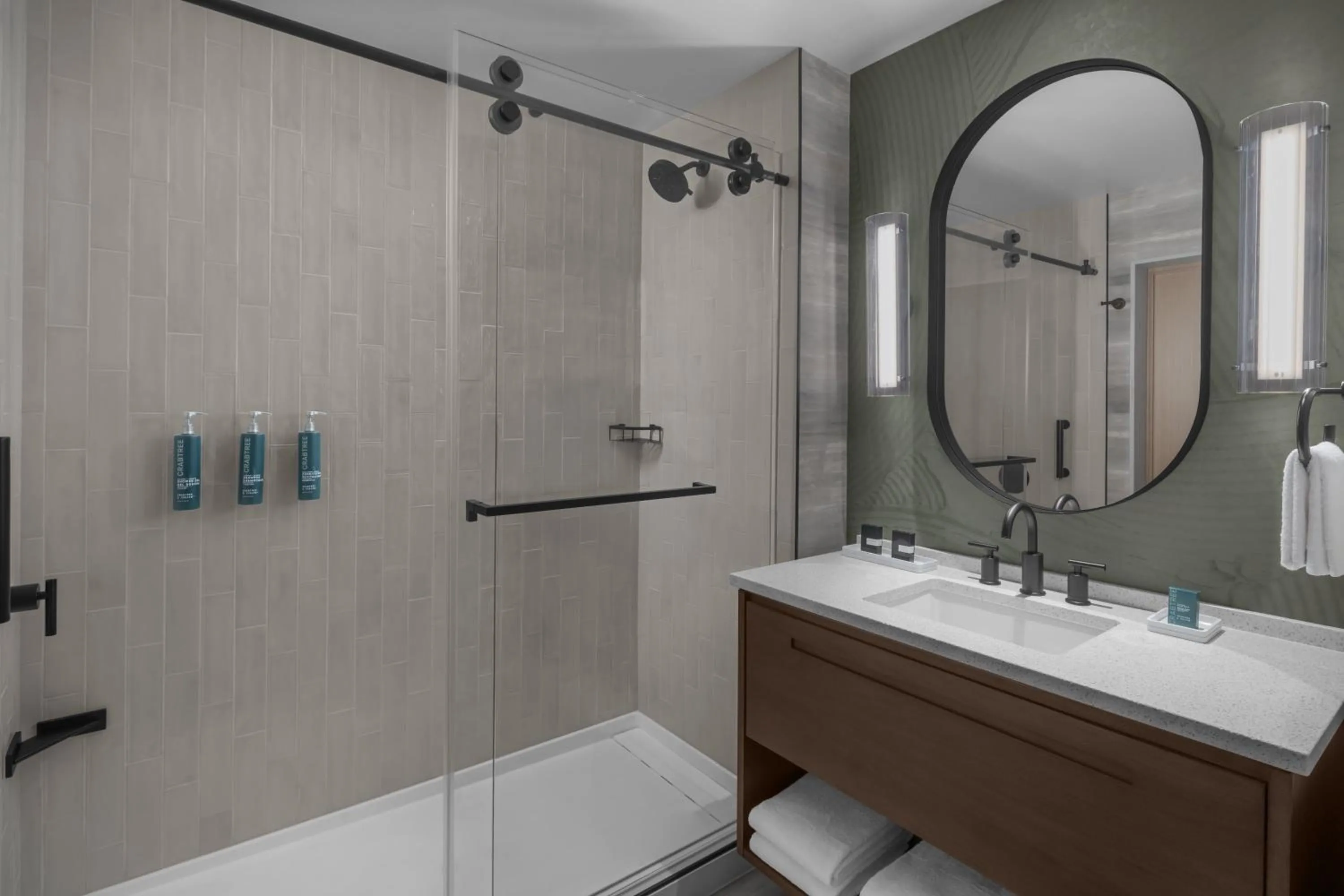 Shower in Hilton Jacksonville At Mayo Clinic