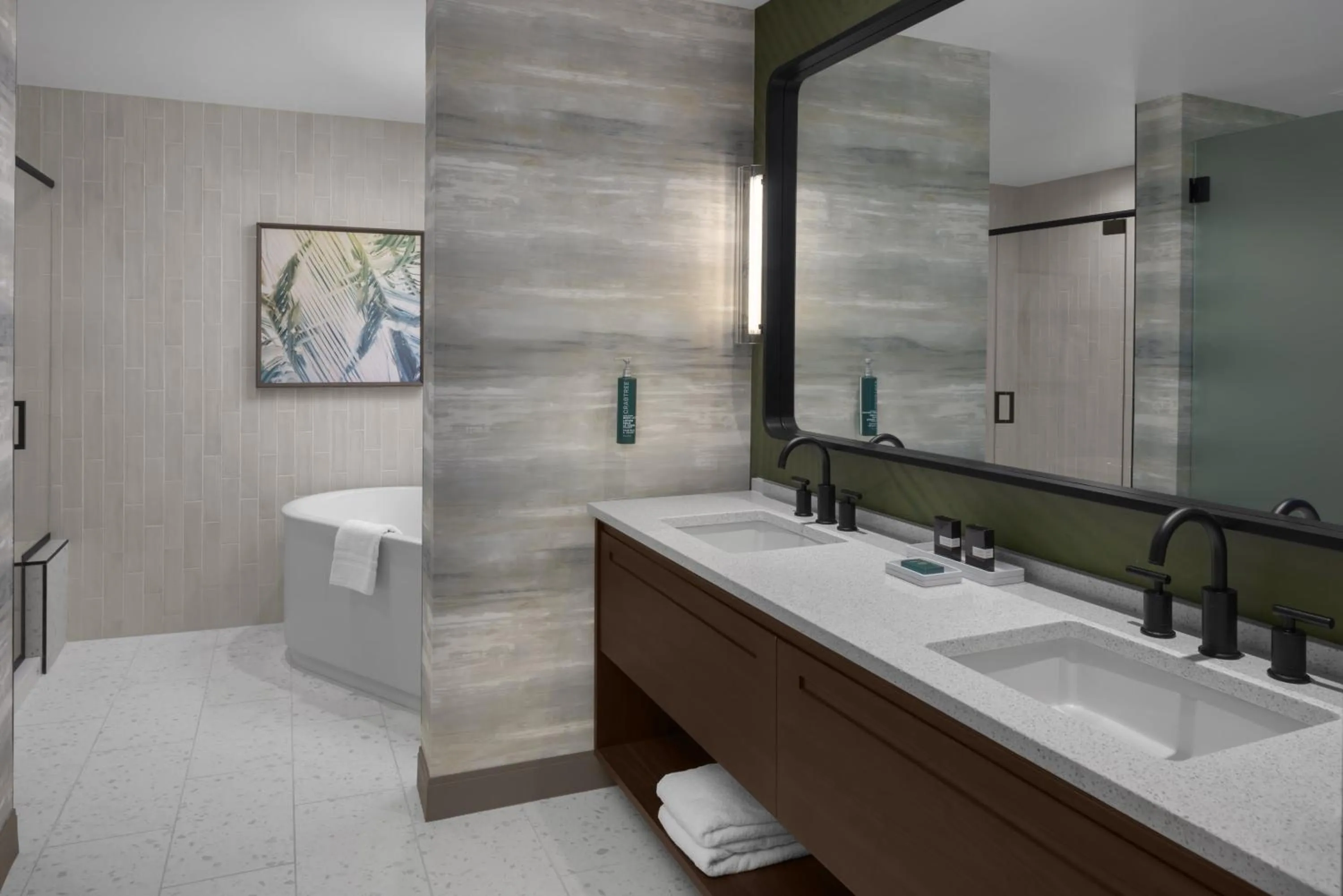 Shower in Hilton Jacksonville At Mayo Clinic