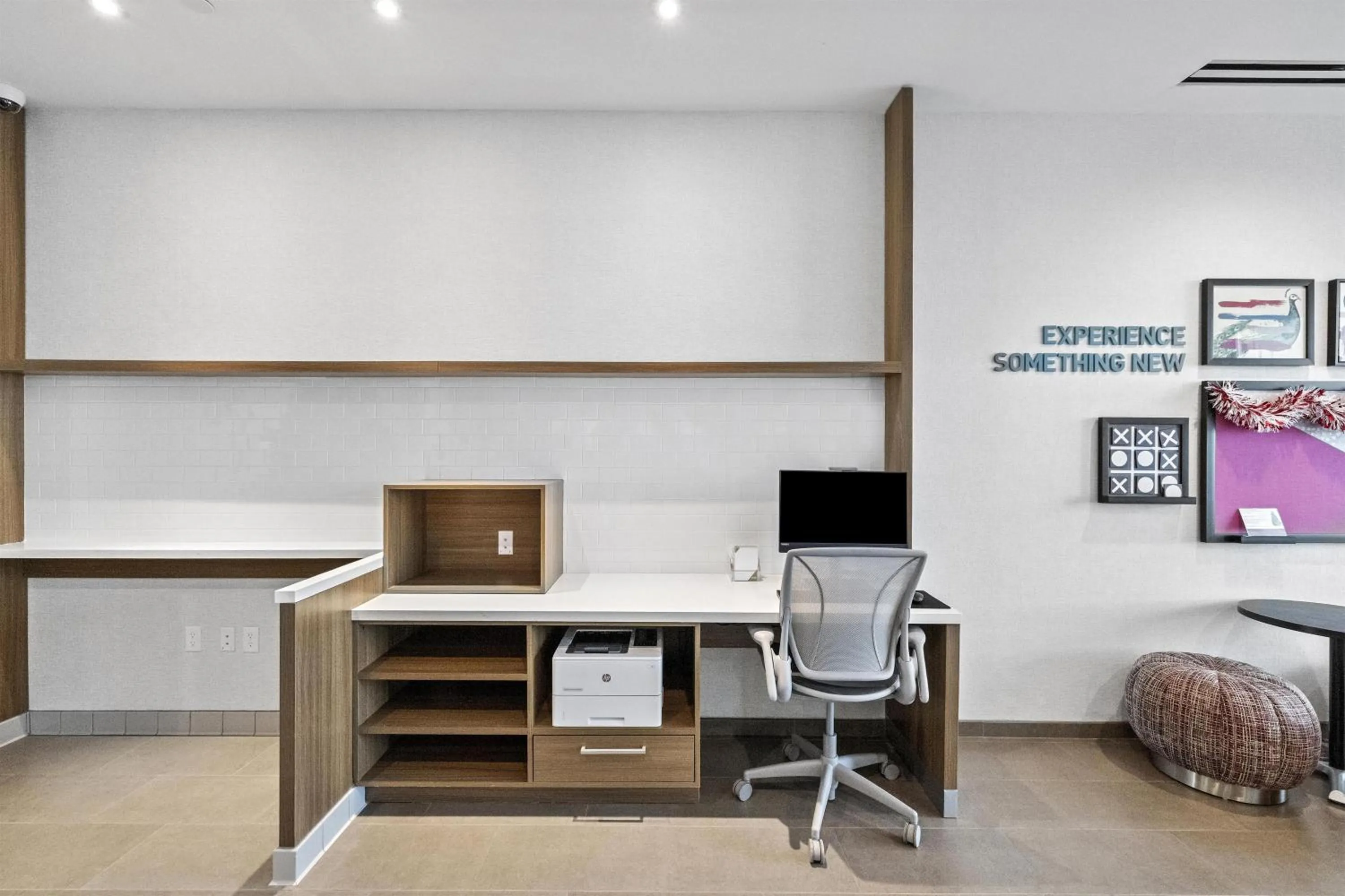 Business facilities in Home2 Suites By Hilton Riverside Downtown