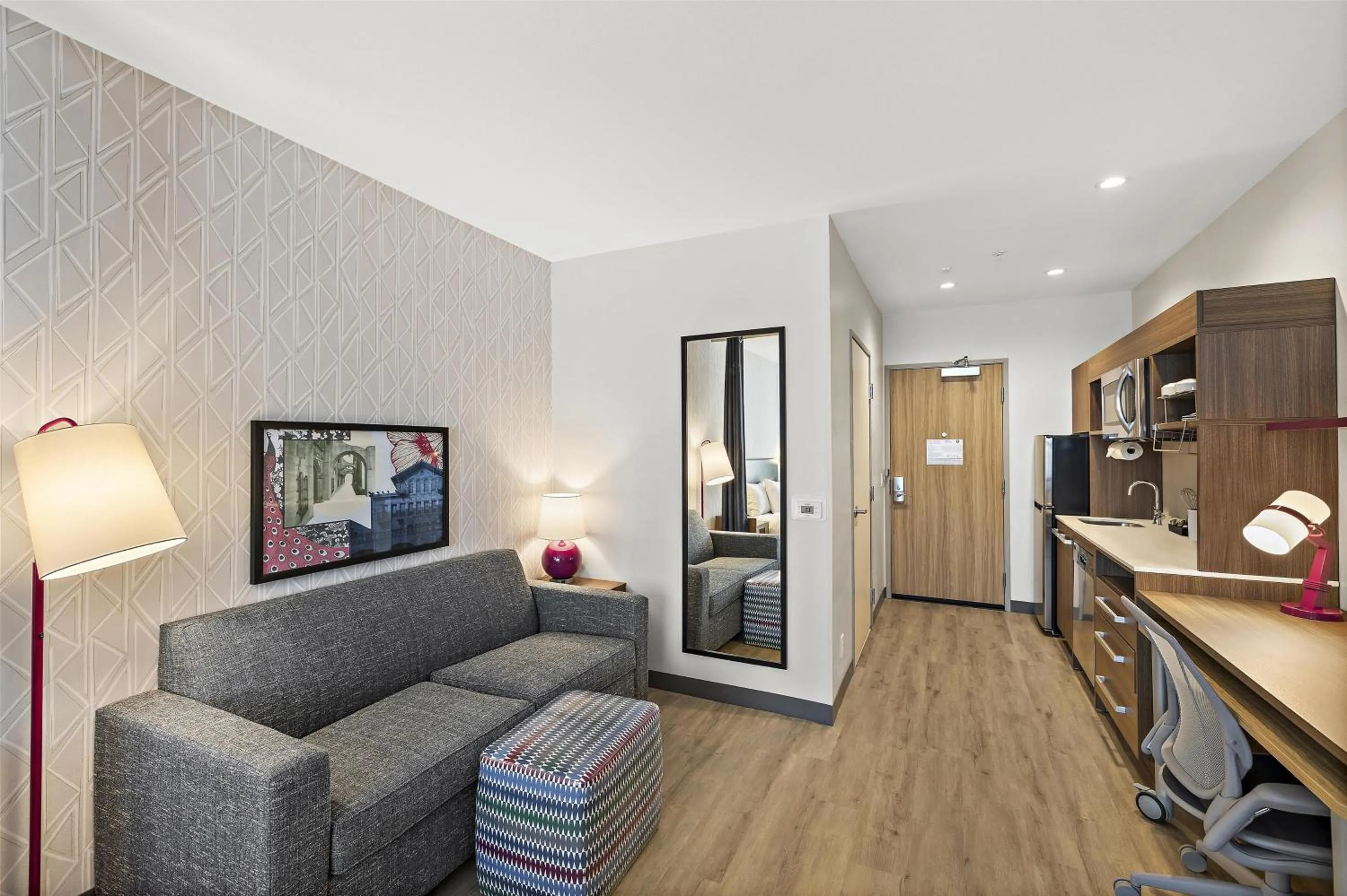 Living room in Home2 Suites By Hilton Riverside Downtown