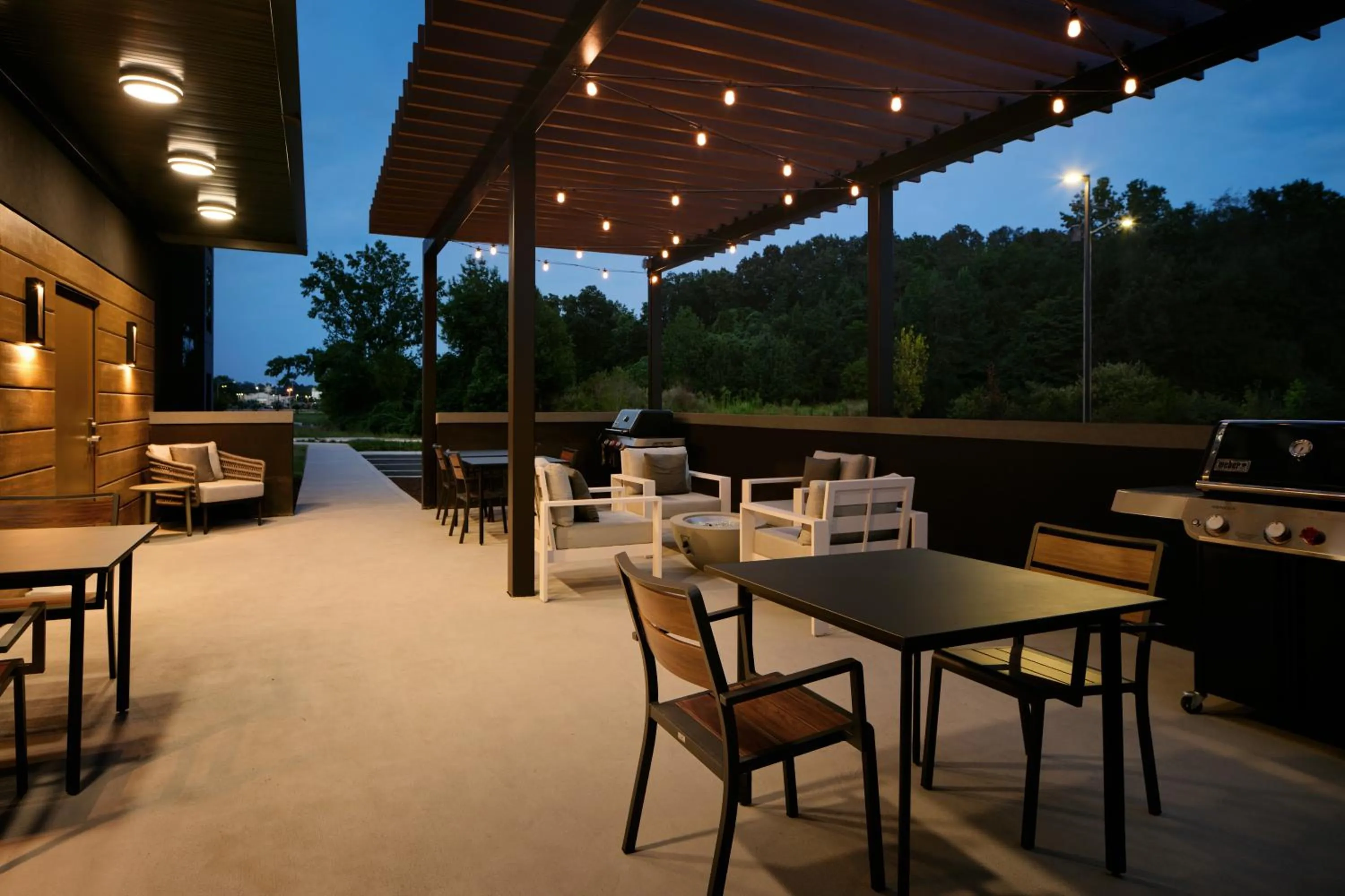 Patio in LivSmart Studios By Hilton Tullahoma