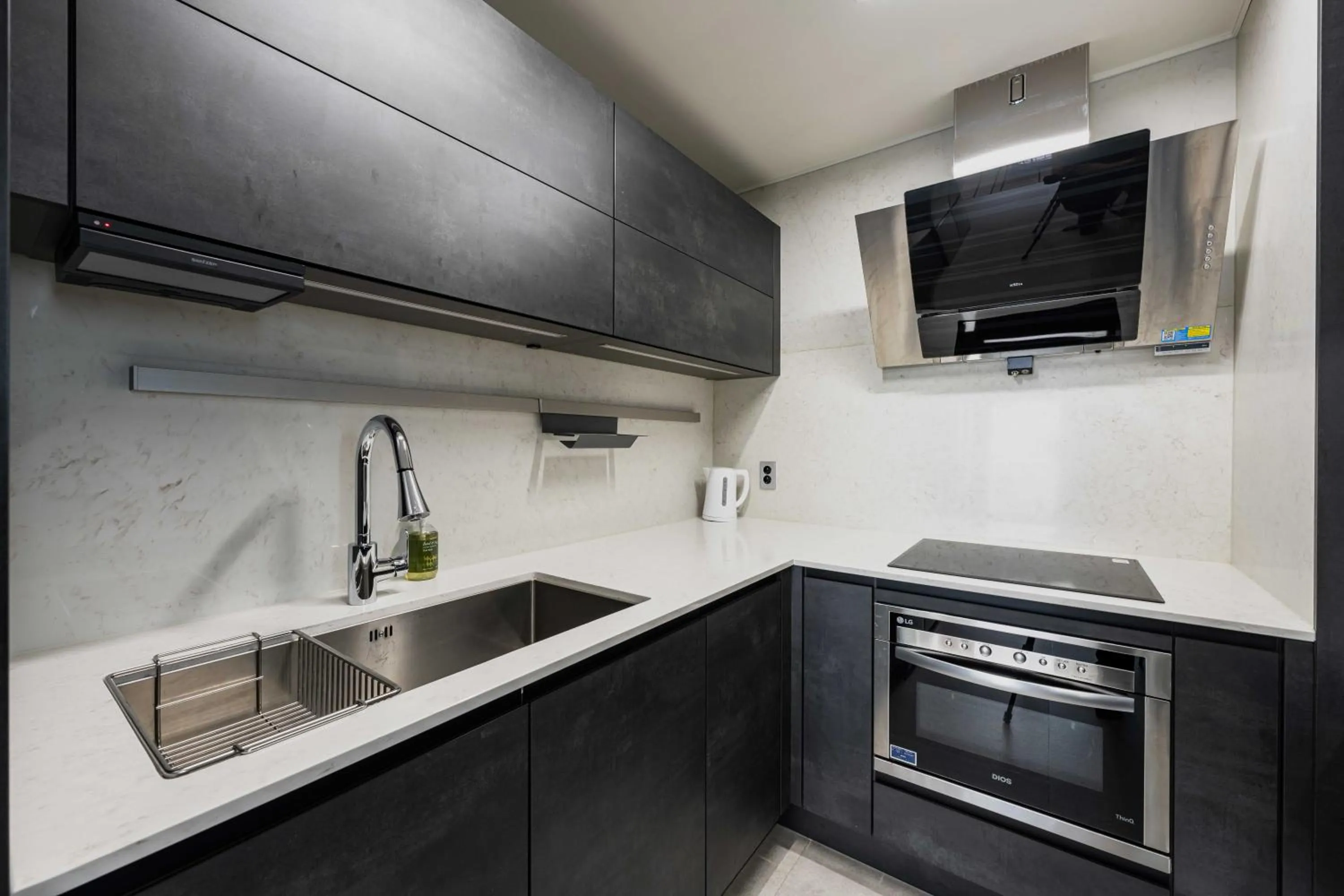Kitchen or kitchenette in Odays Osiria Residence