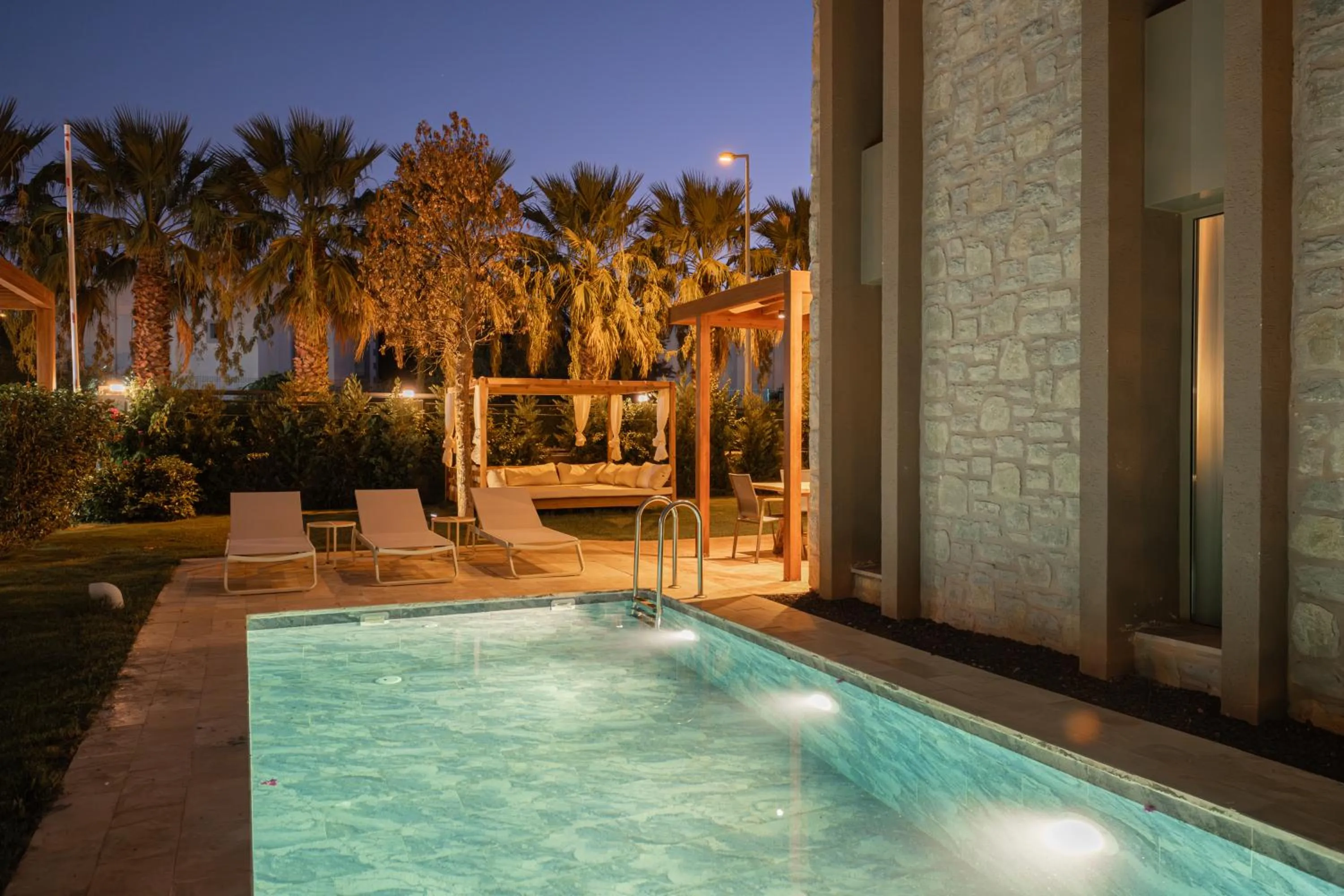 Patio in Mimosa Mansions