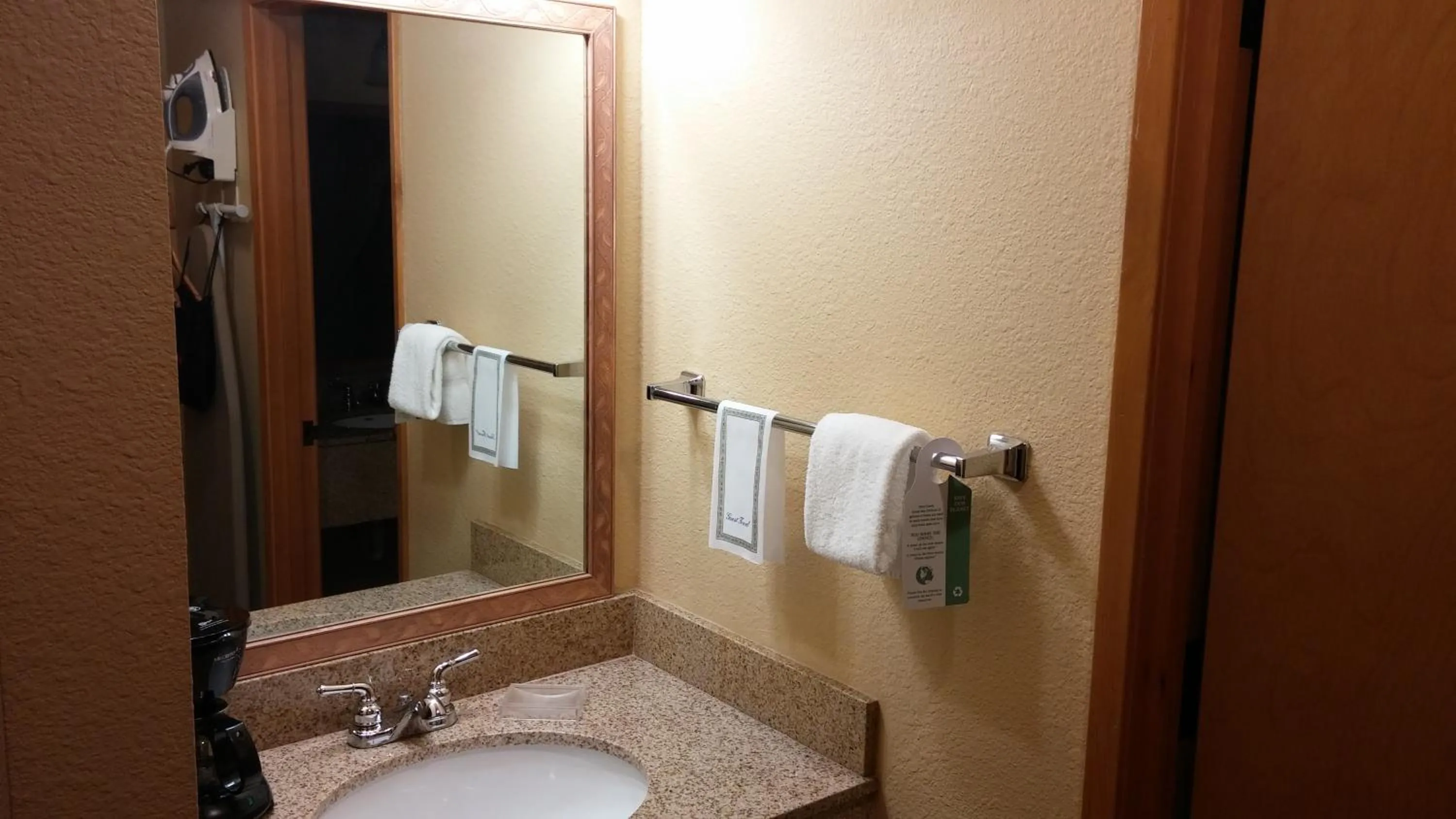 Bathroom in Icicle Village Resort