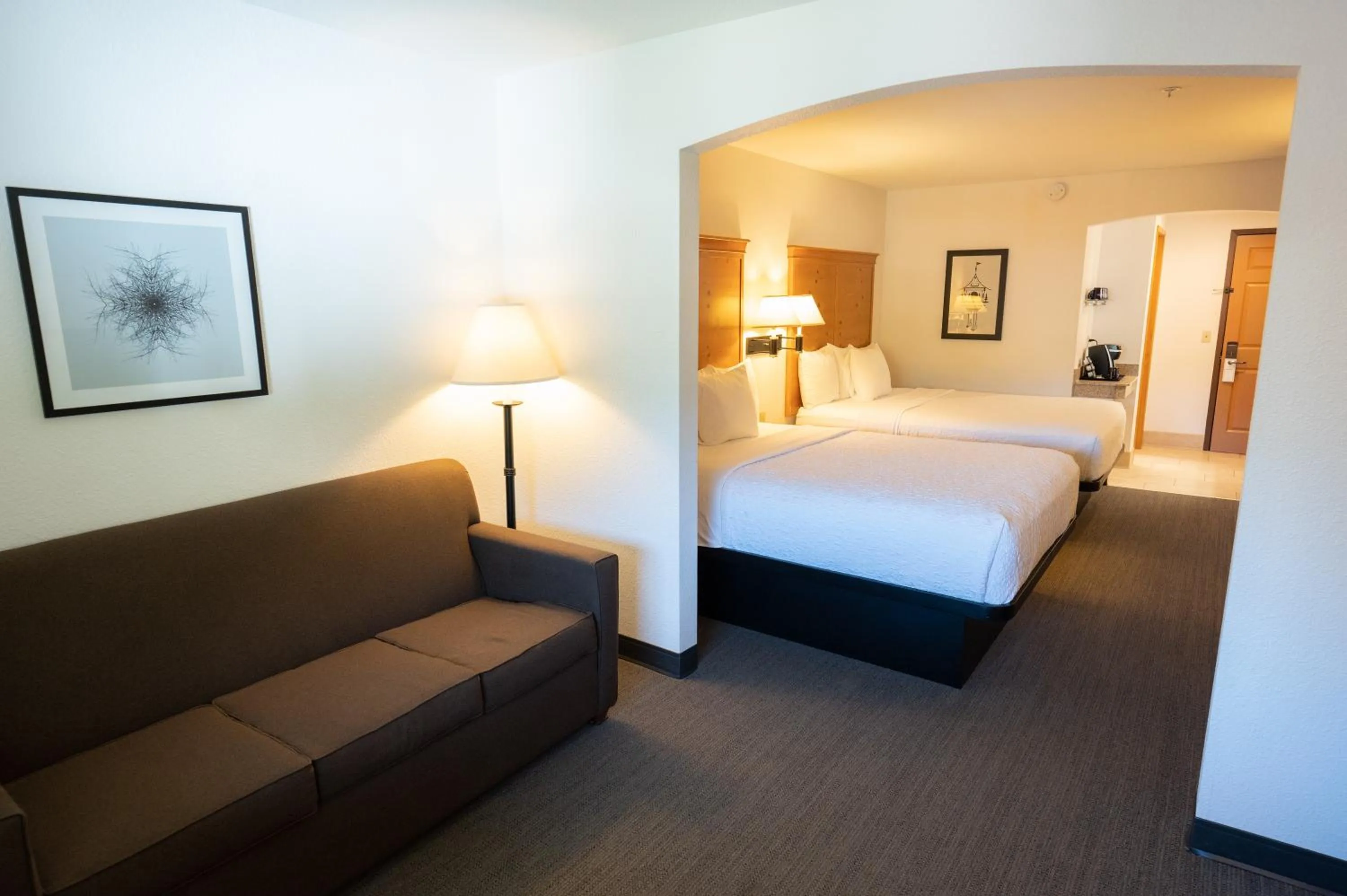 Bed in Icicle Village Resort