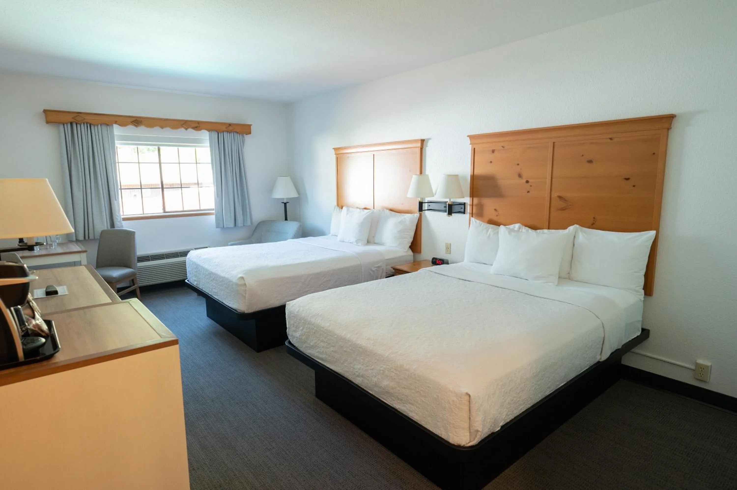 Bed in Icicle Village Resort