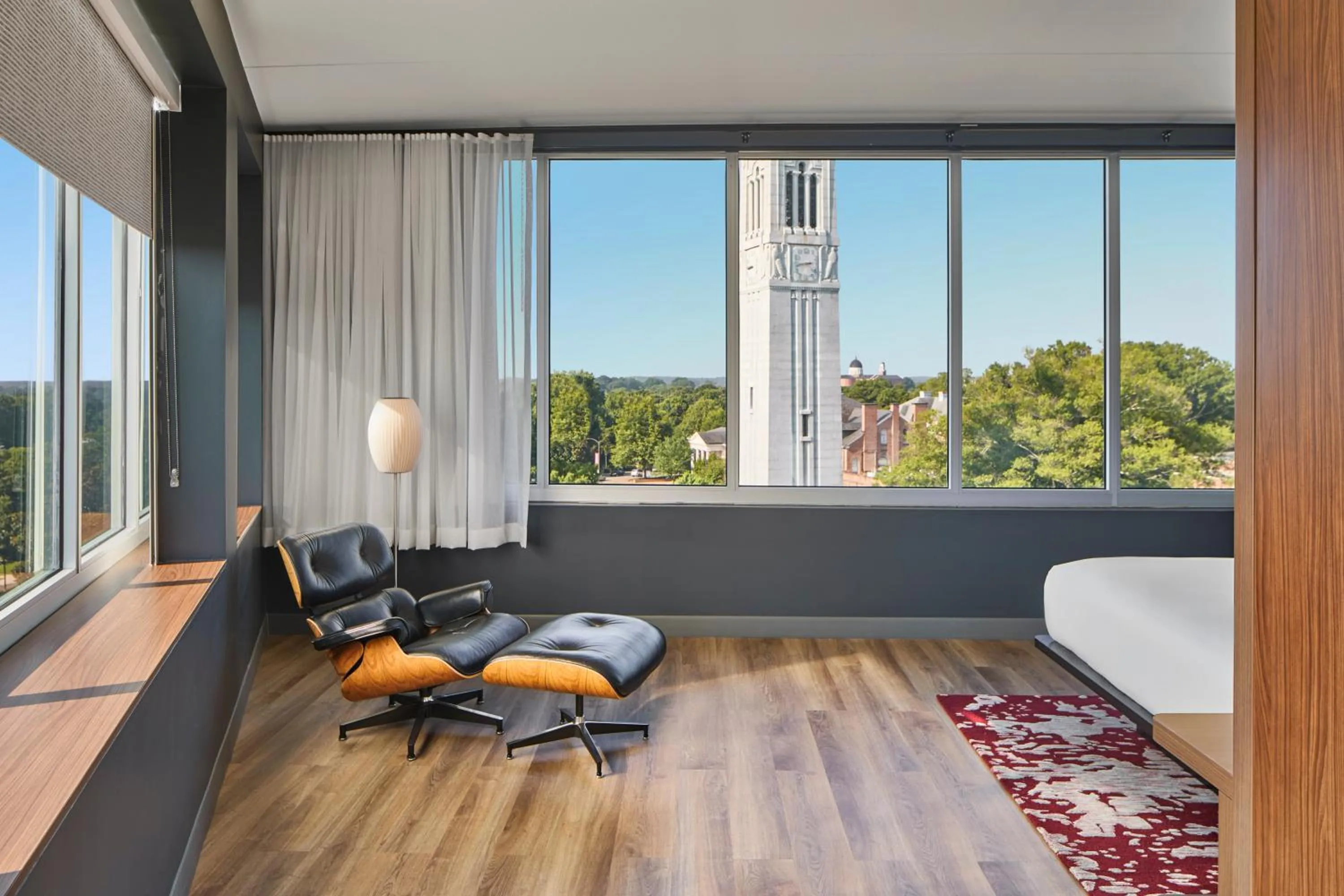 Seating area in Aloft Raleigh