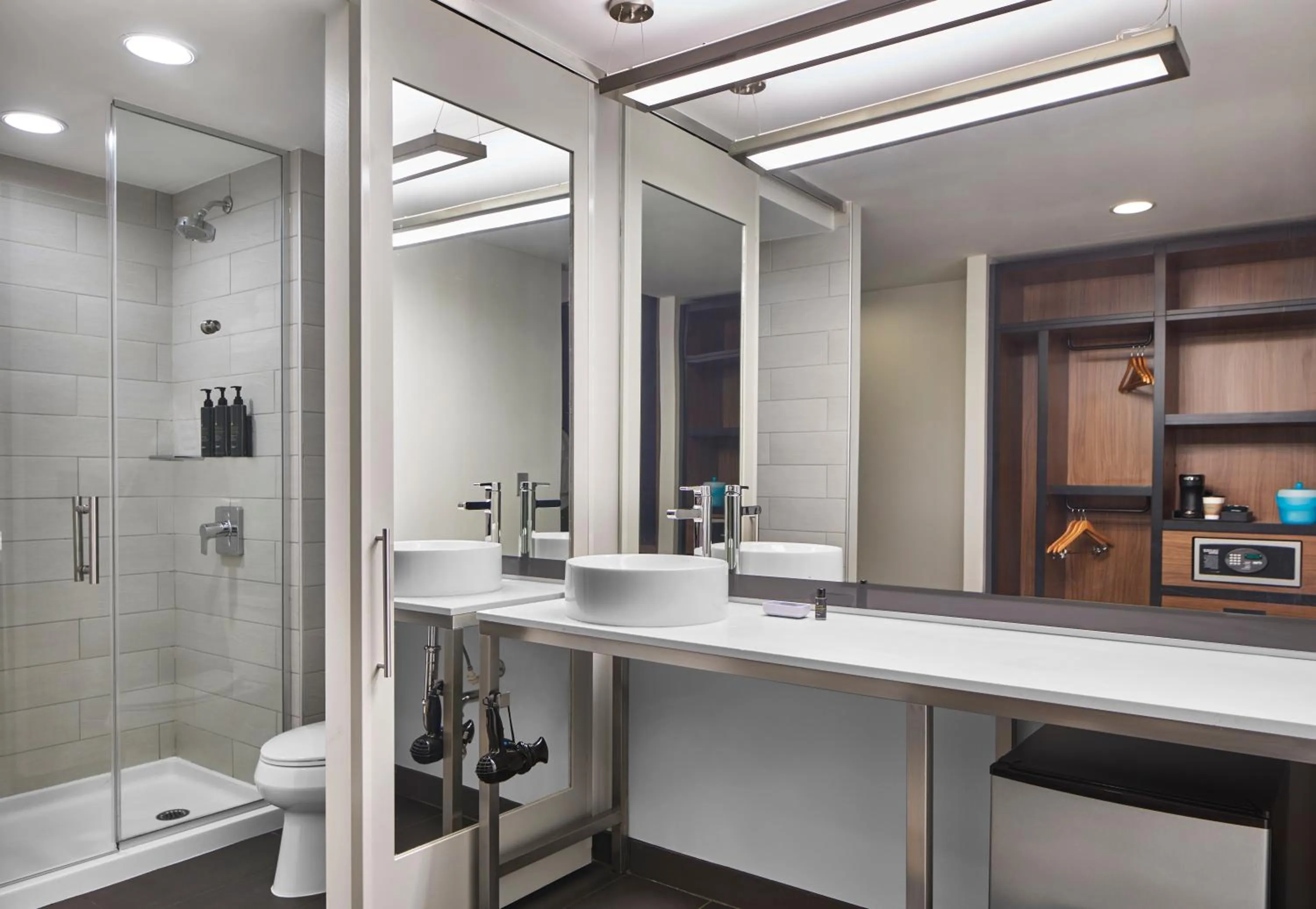 Bathroom in Aloft Raleigh