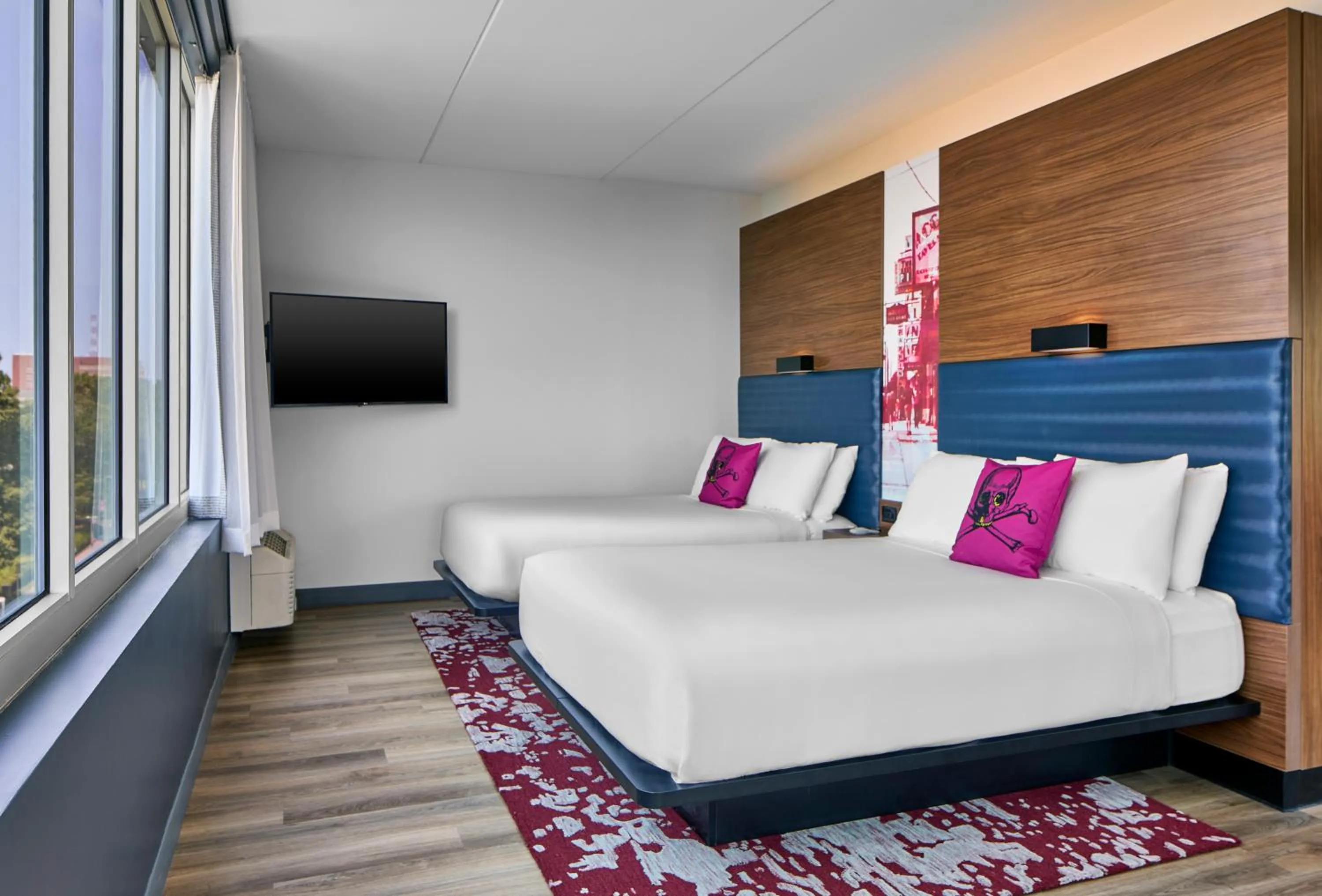 Bed in Aloft Raleigh