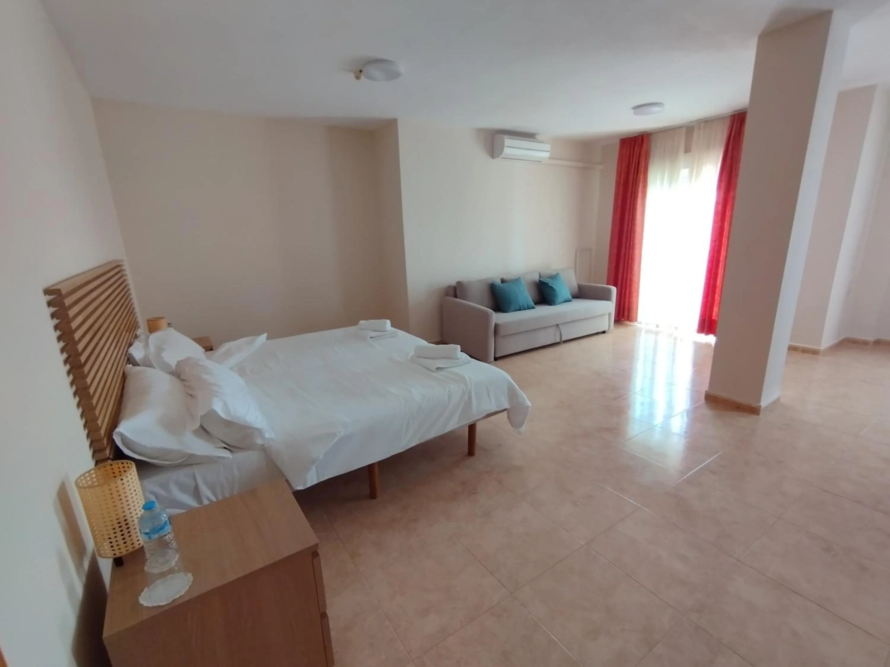 Bed in Hotel Algorfa