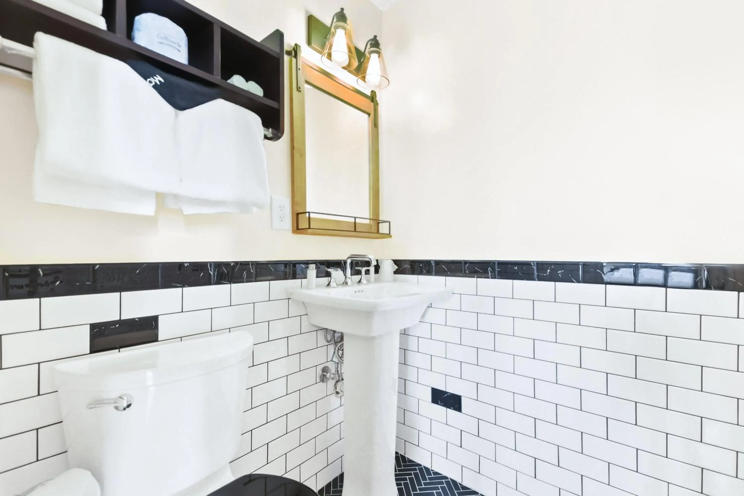 Bathroom in Hotel St Michael, BW Premier Collection