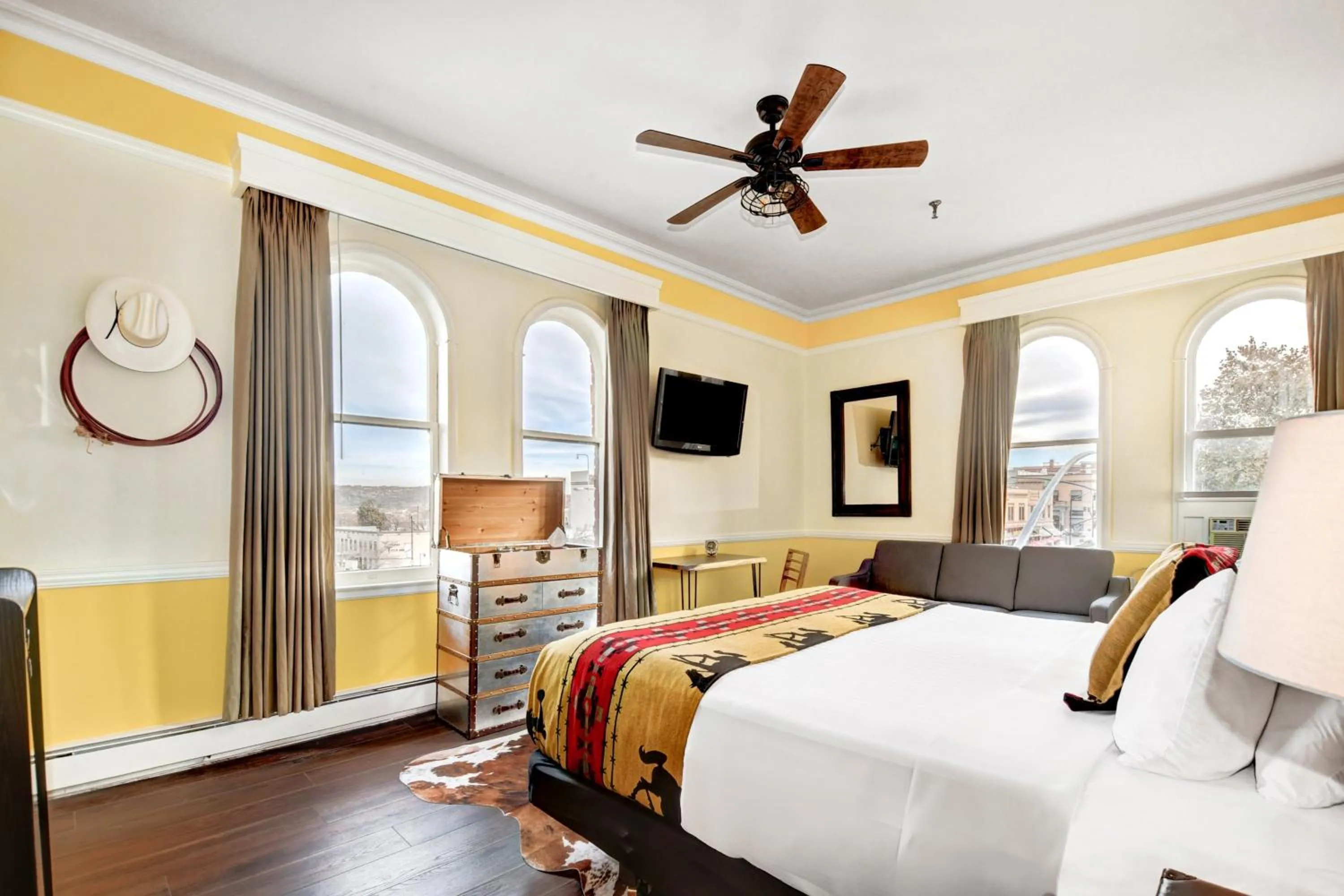 Photo of the whole room in Hotel St Michael, BW Premier Collection