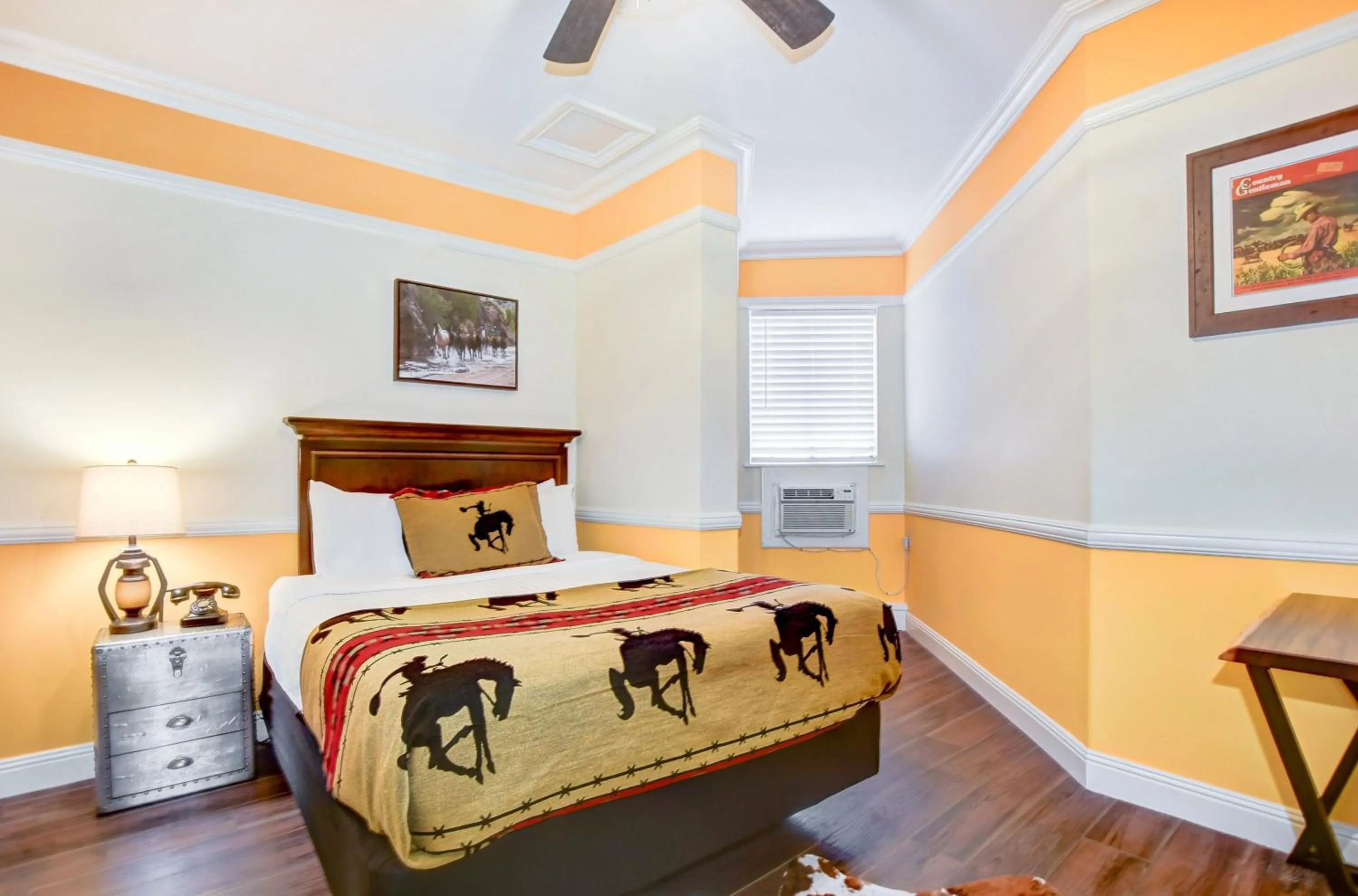 Photo of the whole room in Hotel St Michael, BW Premier Collection