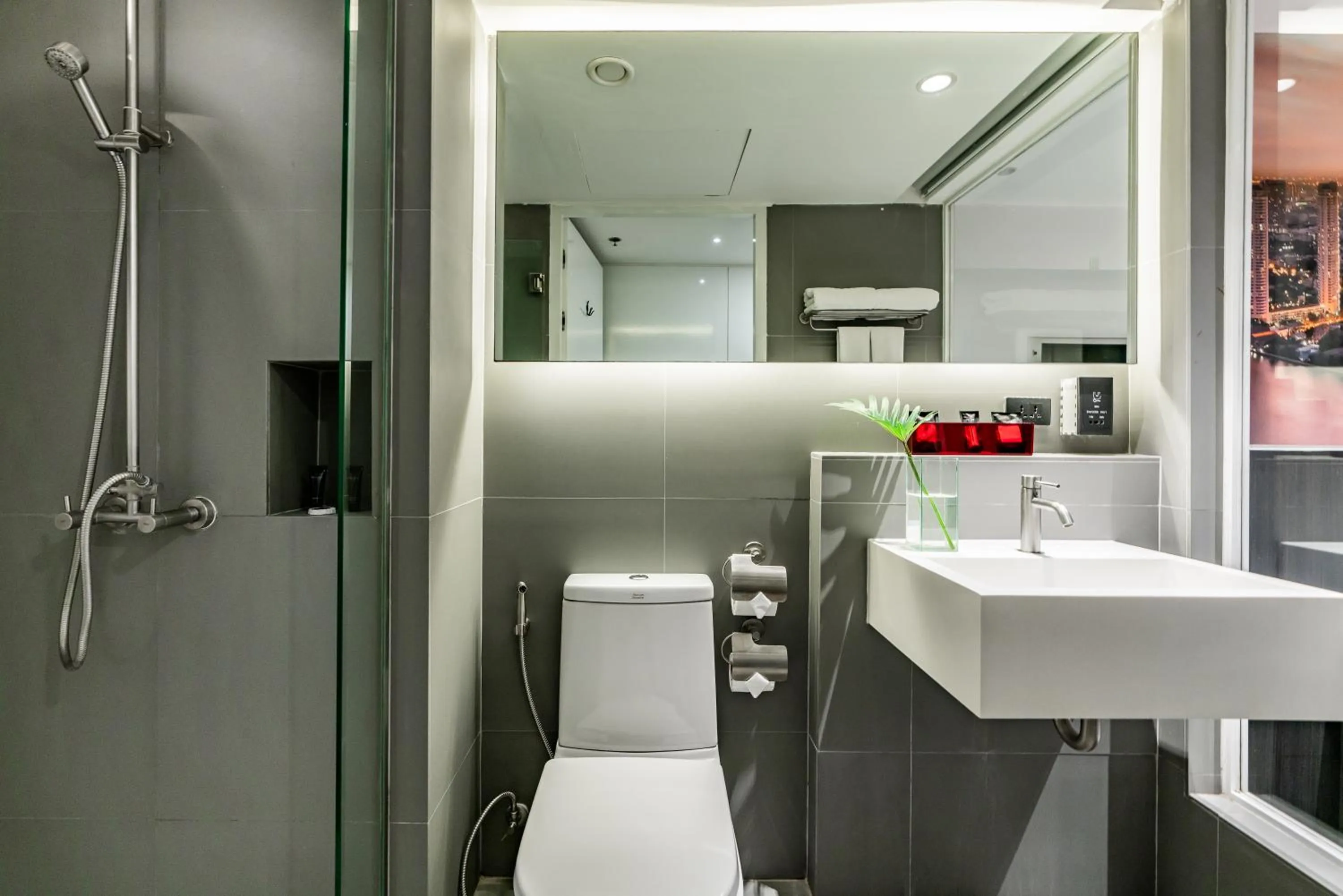 Bathroom in Galleria 12 Sukhumvit Bangkok by Compass Hospitality