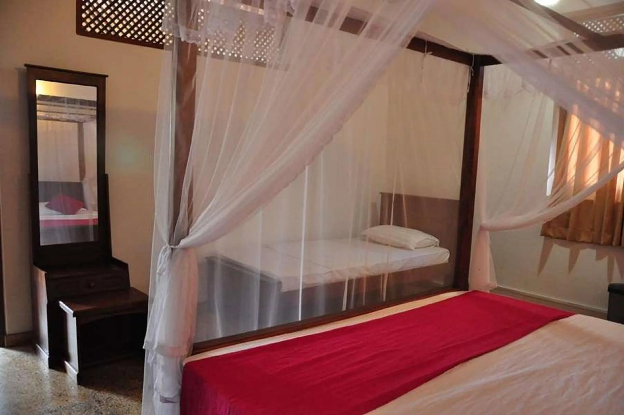 Photo of the whole room, Bed in Sunset Fort Galle