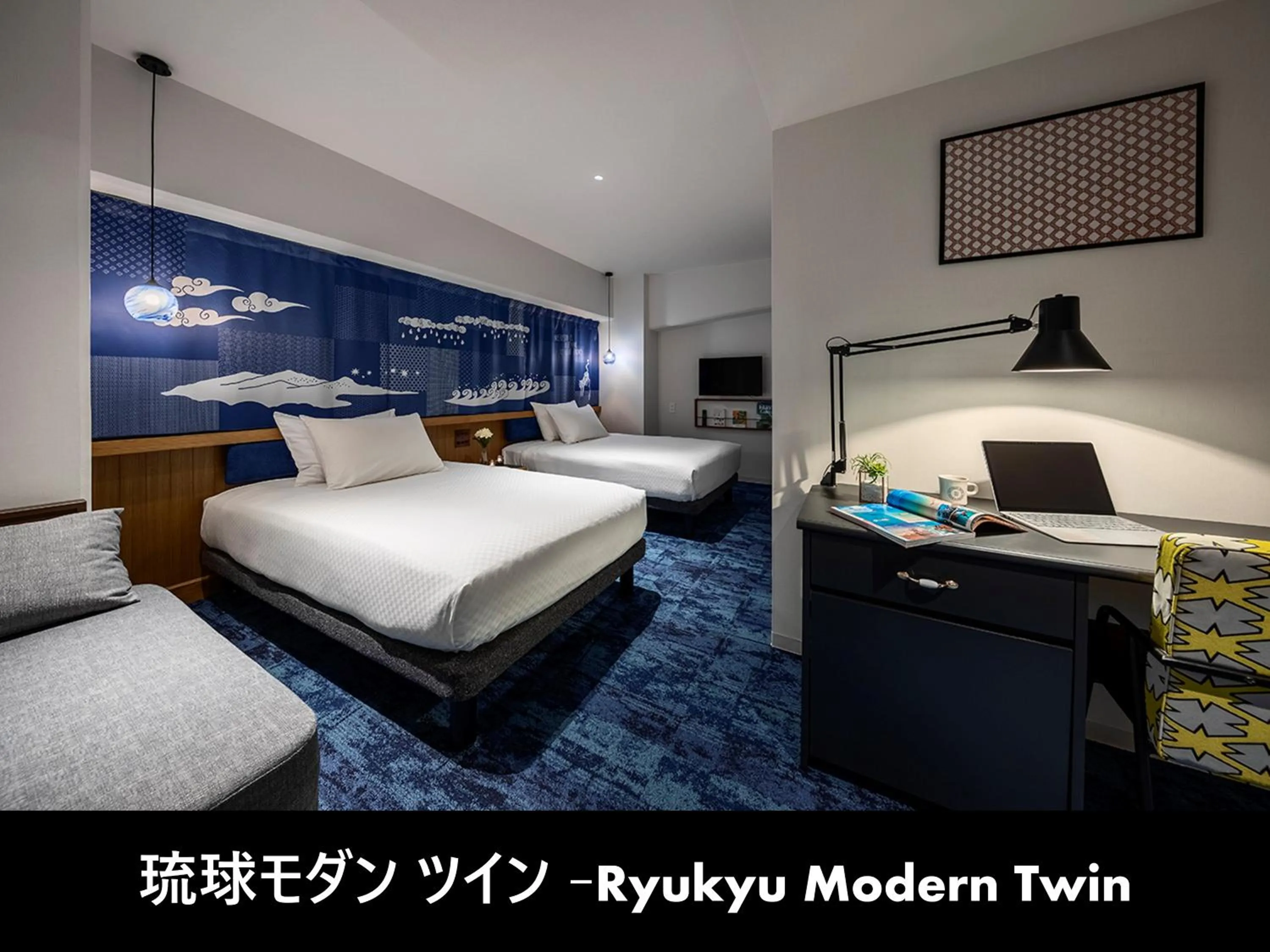 Photo of the whole room, Bed in Estinate Hotel Naha