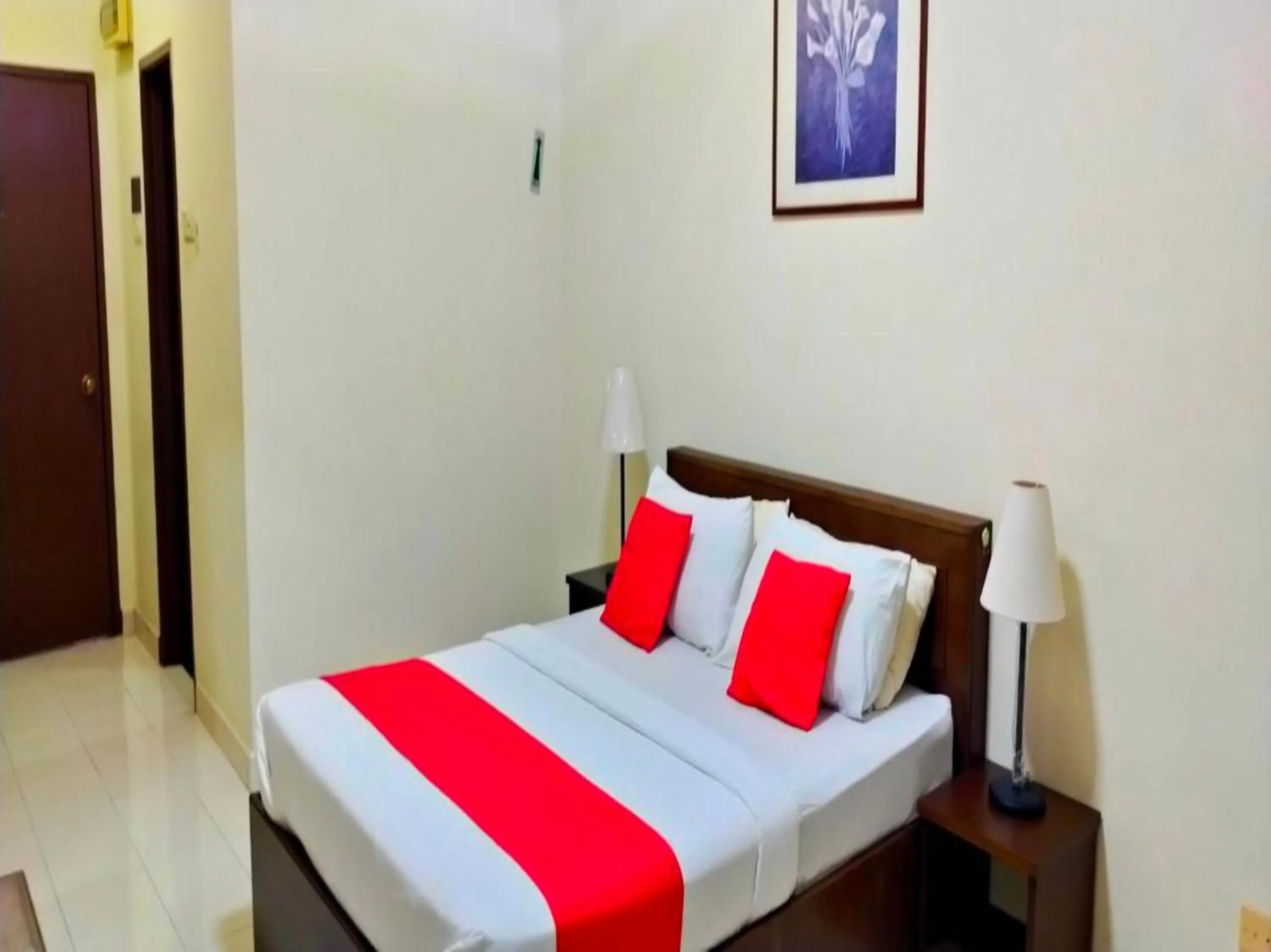 Bedroom, Bed in Capital O Suria Urban Escape