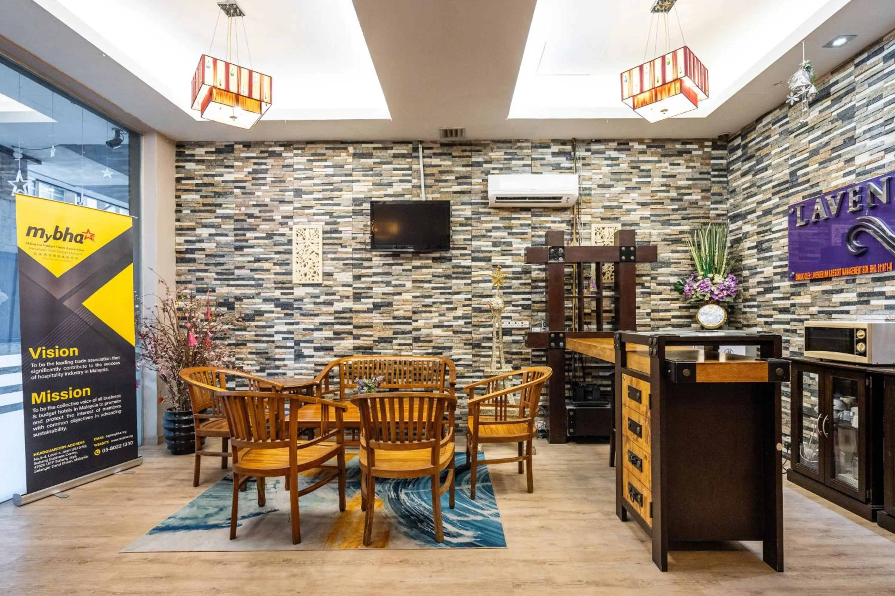 Lavender Inn Permas Jaya