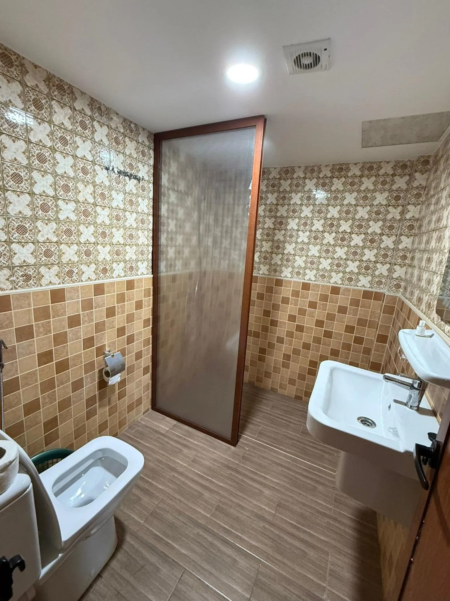 Shower in Hotel Tiznit