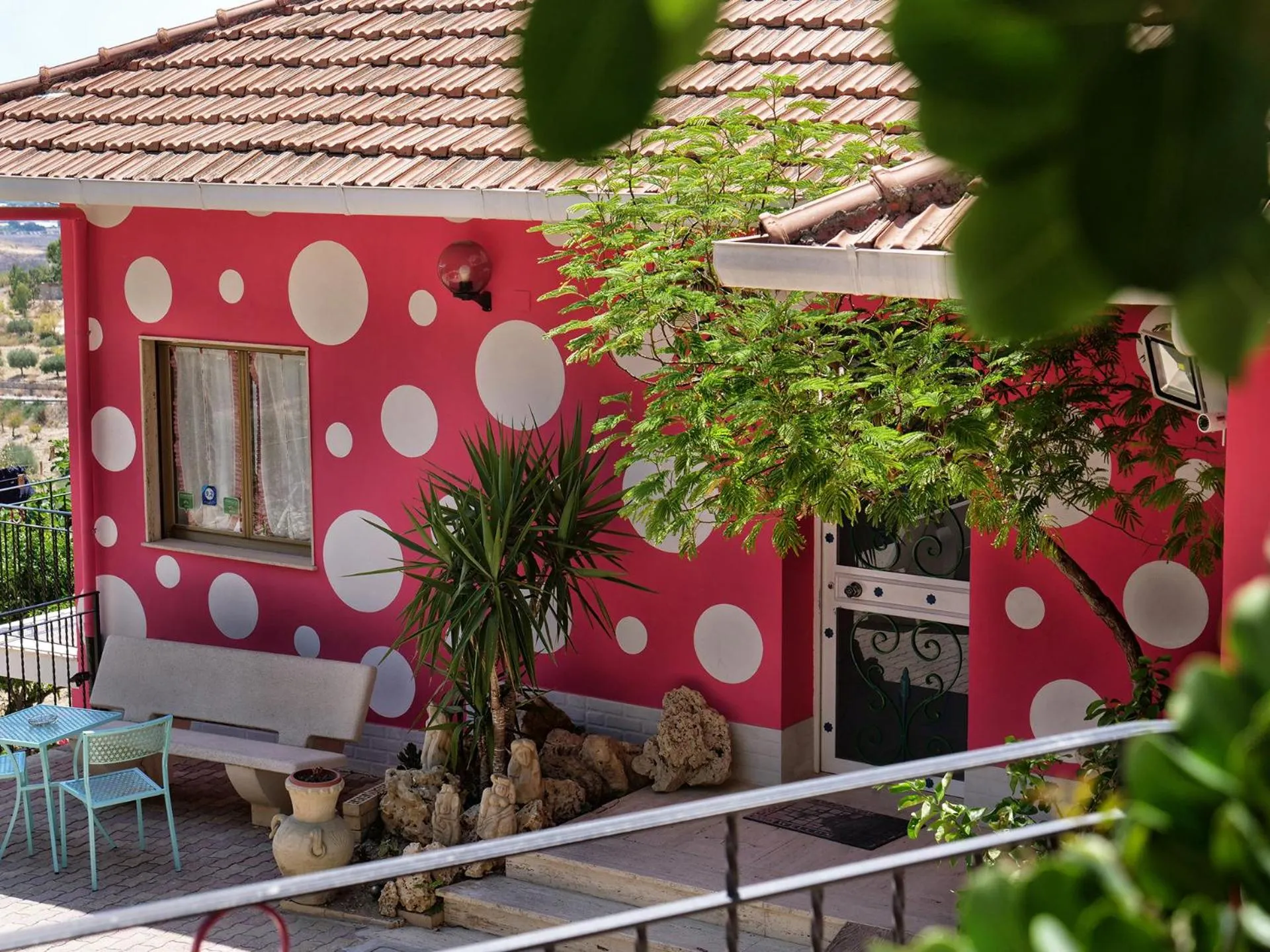 Facade/entrance in B&B Vento di Scirocco