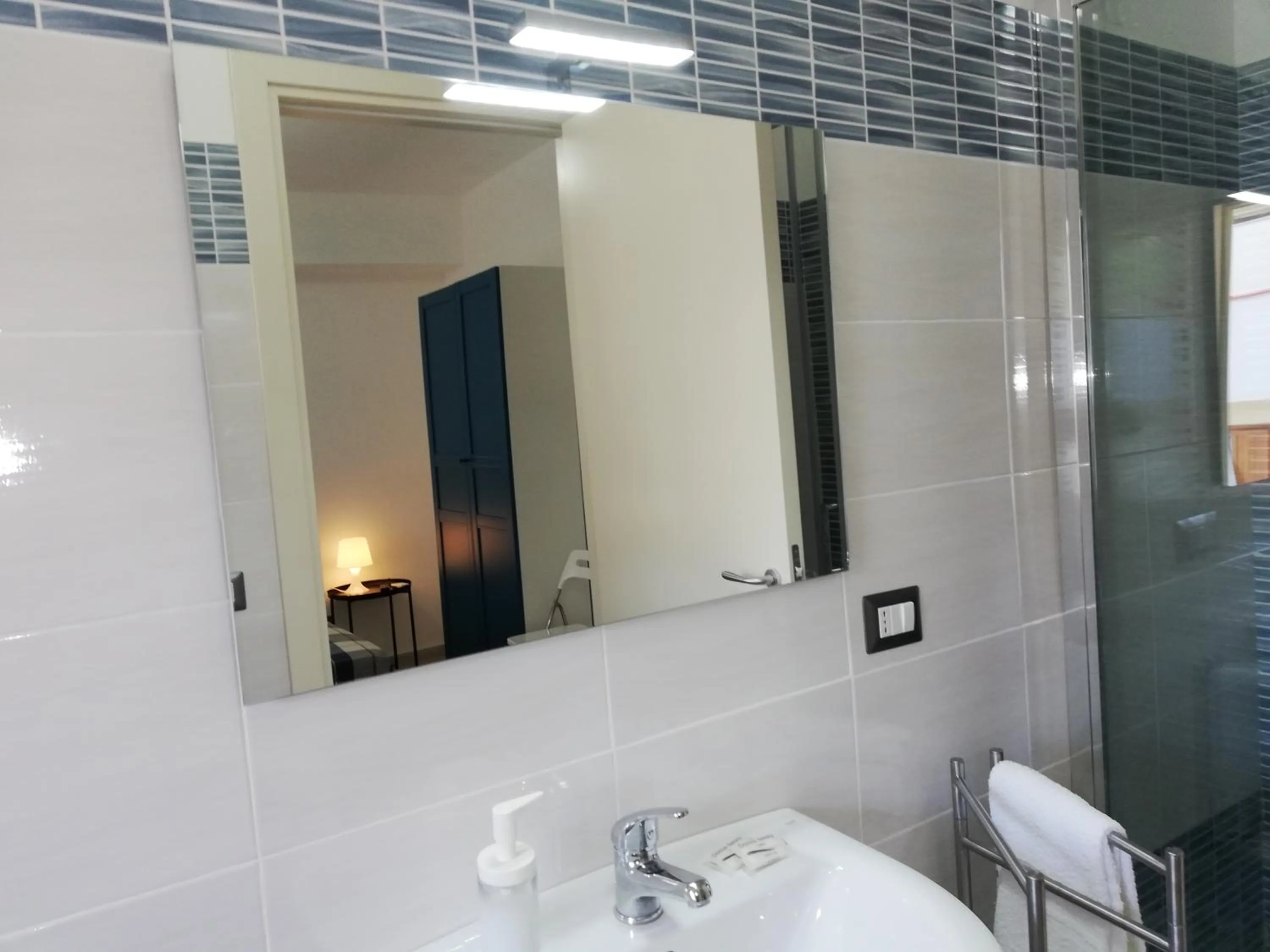 Bathroom in Akron B&B