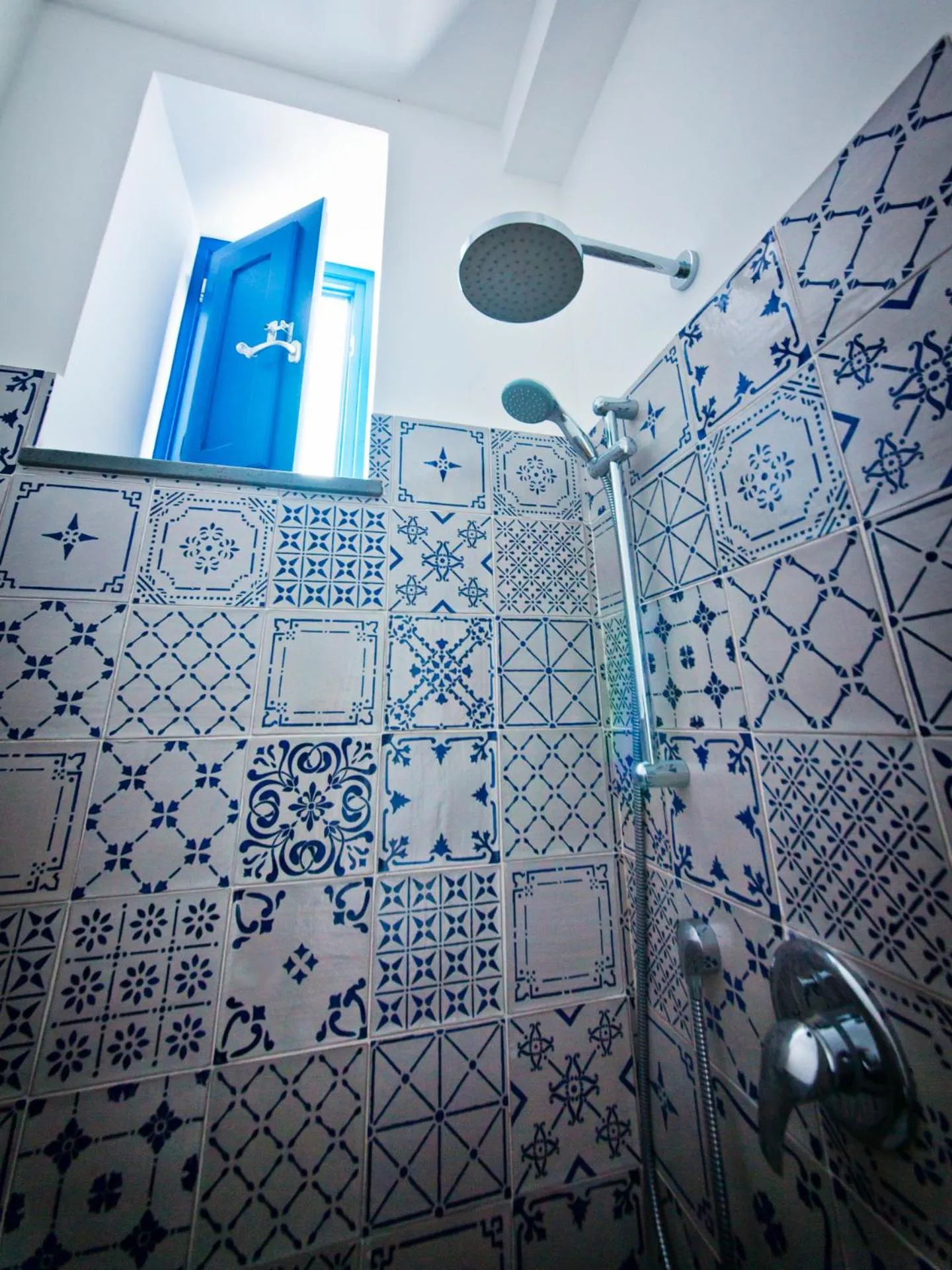 Bathroom in Punta Sallustro Lipari