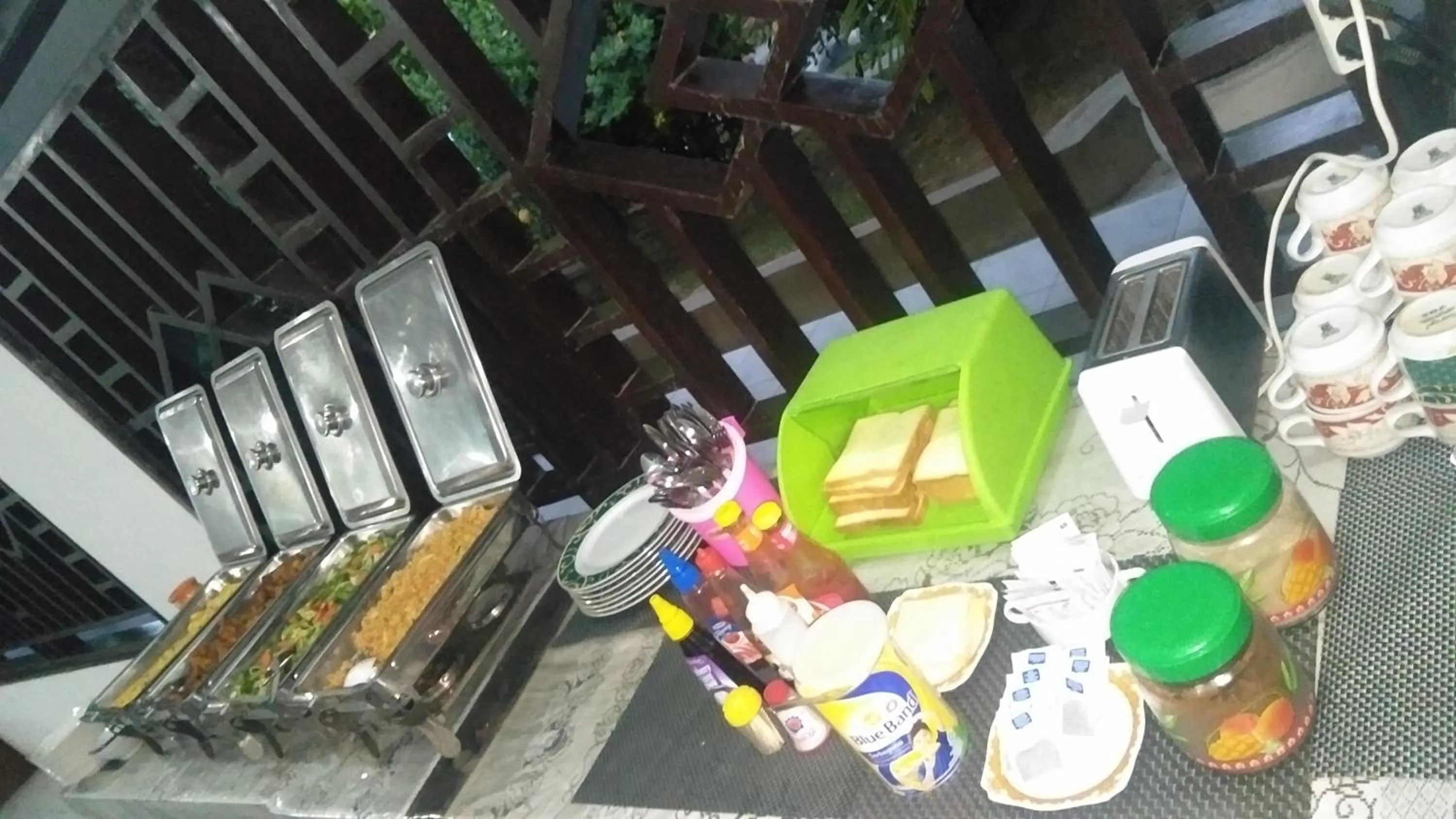 Breakfast in Hotel Green Prundi