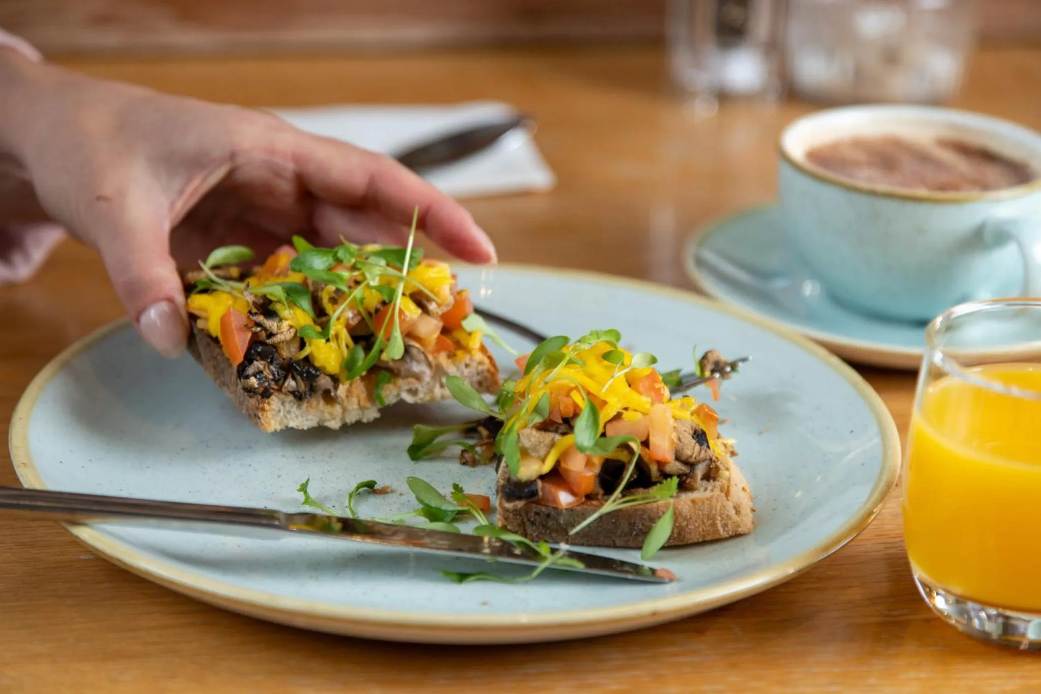 Restaurant/places to eat in Hotel Indigo York by IHG