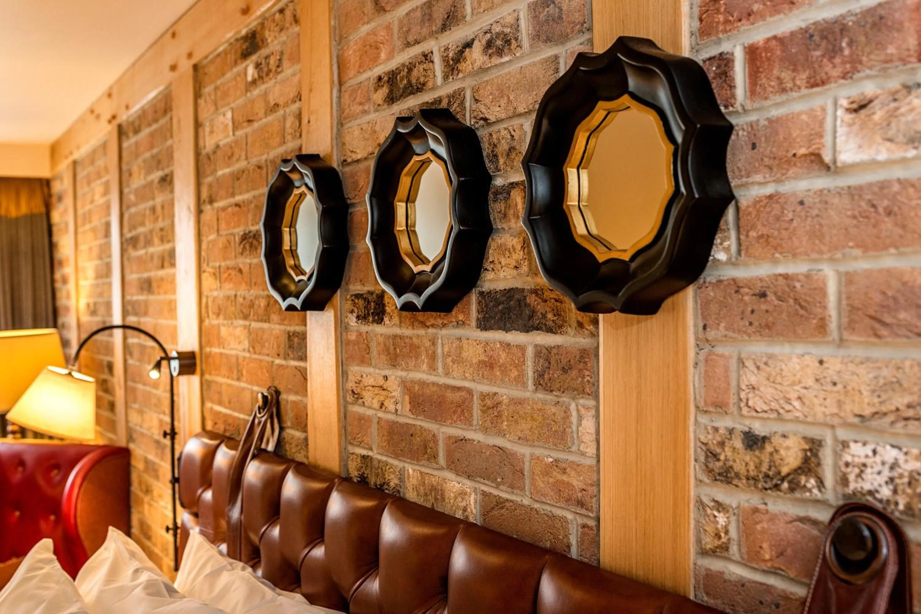 Photo of the whole room in Hotel Indigo York by IHG