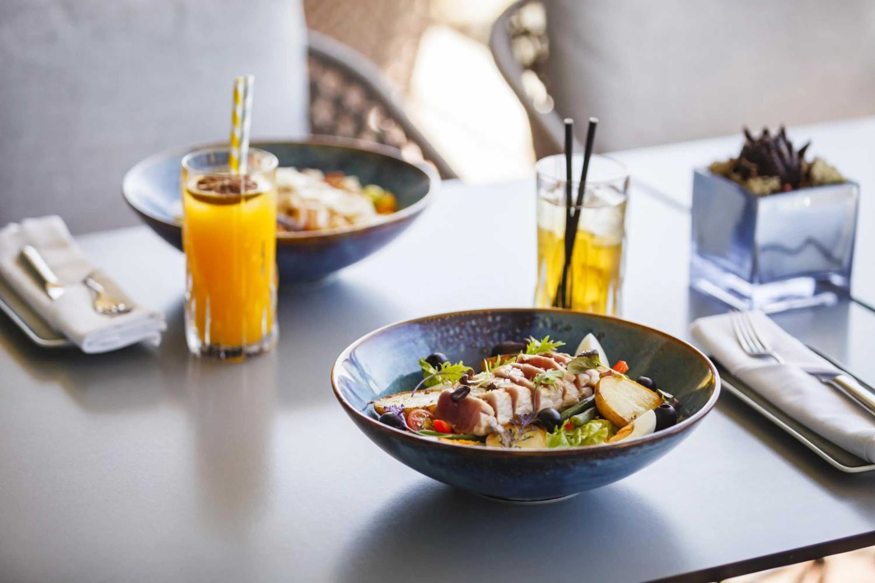 Restaurant/places to eat in InterContinental Cascais-Estoril by IHG