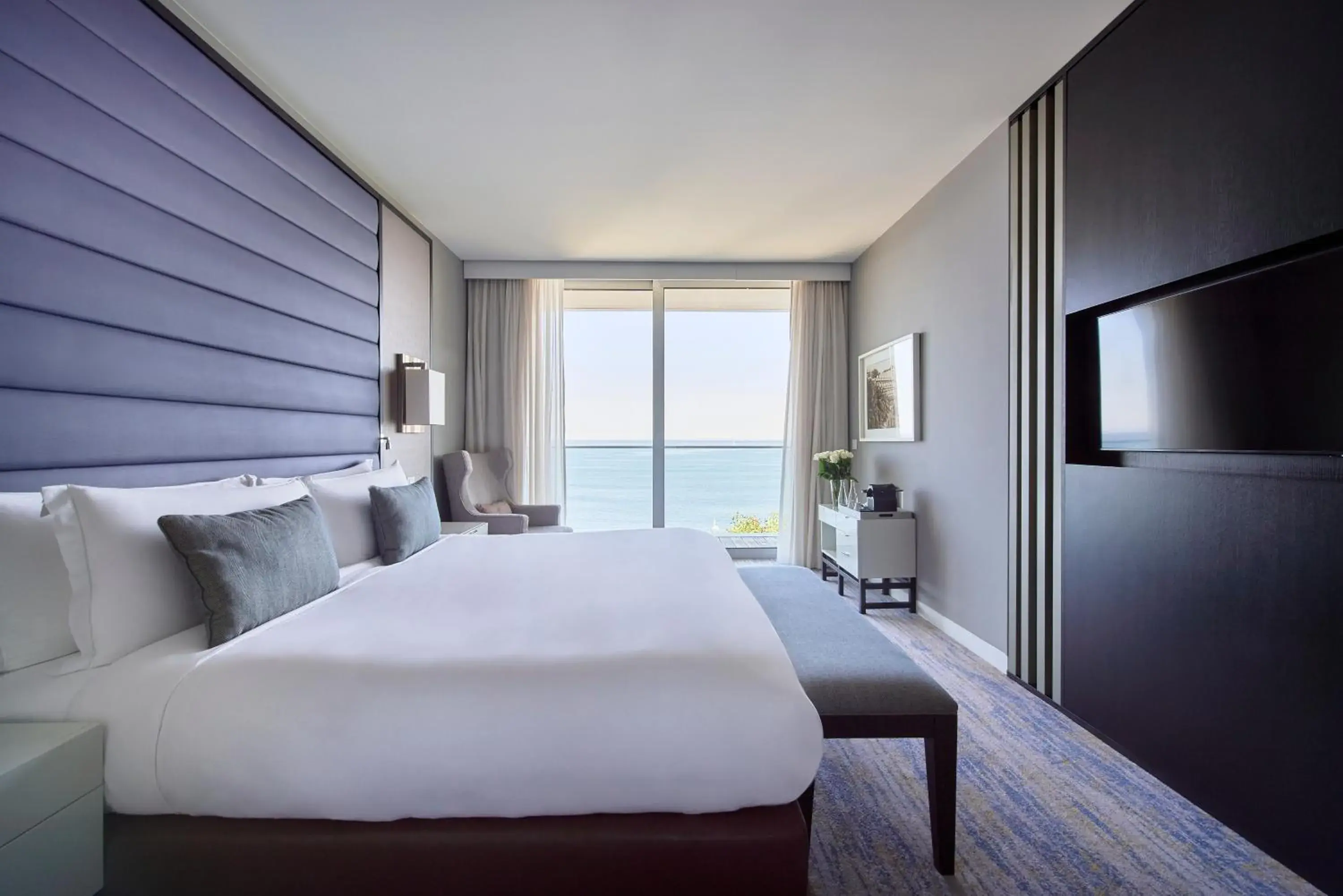 Premium King Room with Ocean View in InterContinental Cascais-Estoril by IHG Premium King Room with Ocean View in InterContinental Cascais-Estoril by IHG