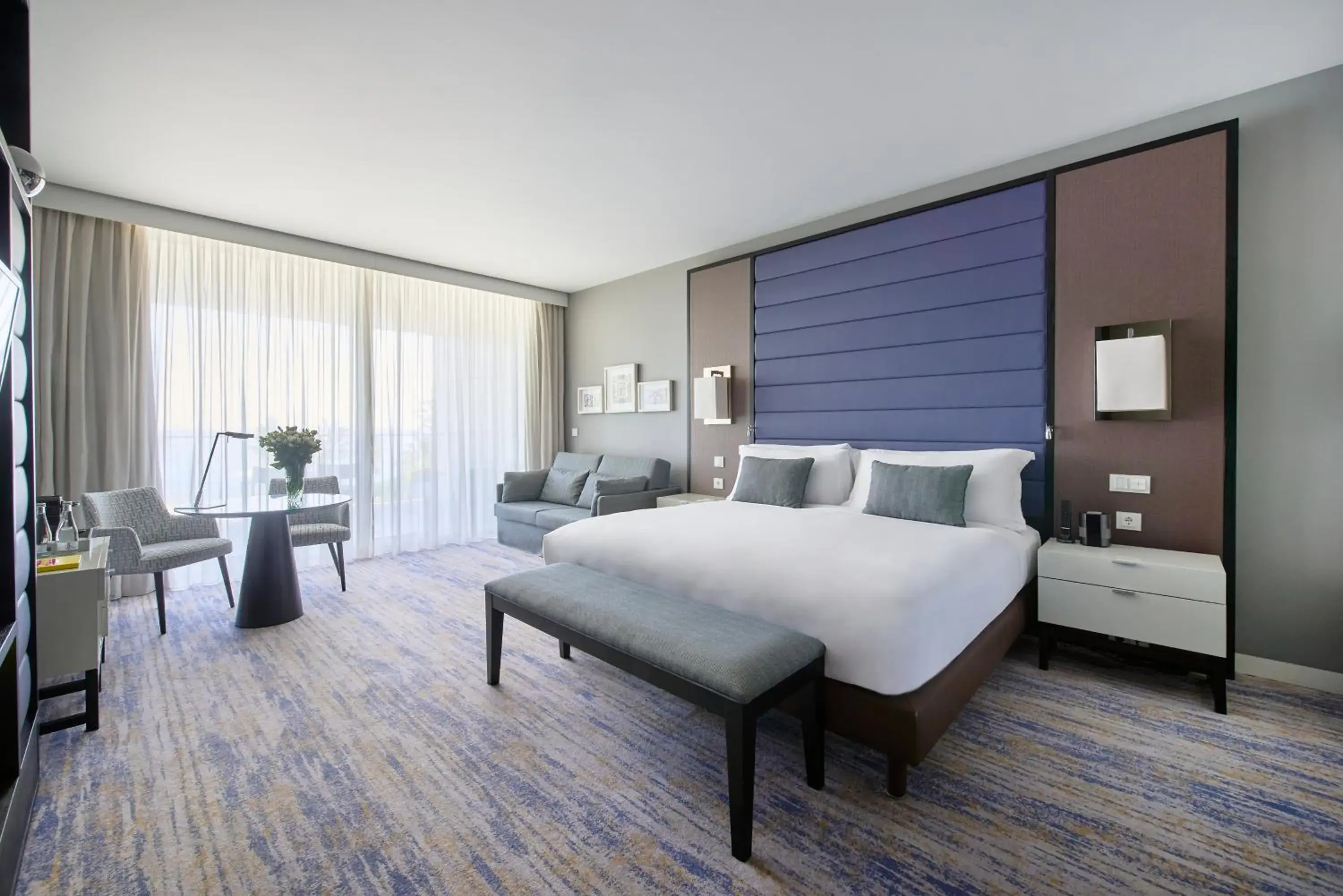 Junior King Suite with Ocean View in InterContinental Cascais-Estoril by IHG Junior King Suite with Ocean View in InterContinental Cascais-Estoril by IHG