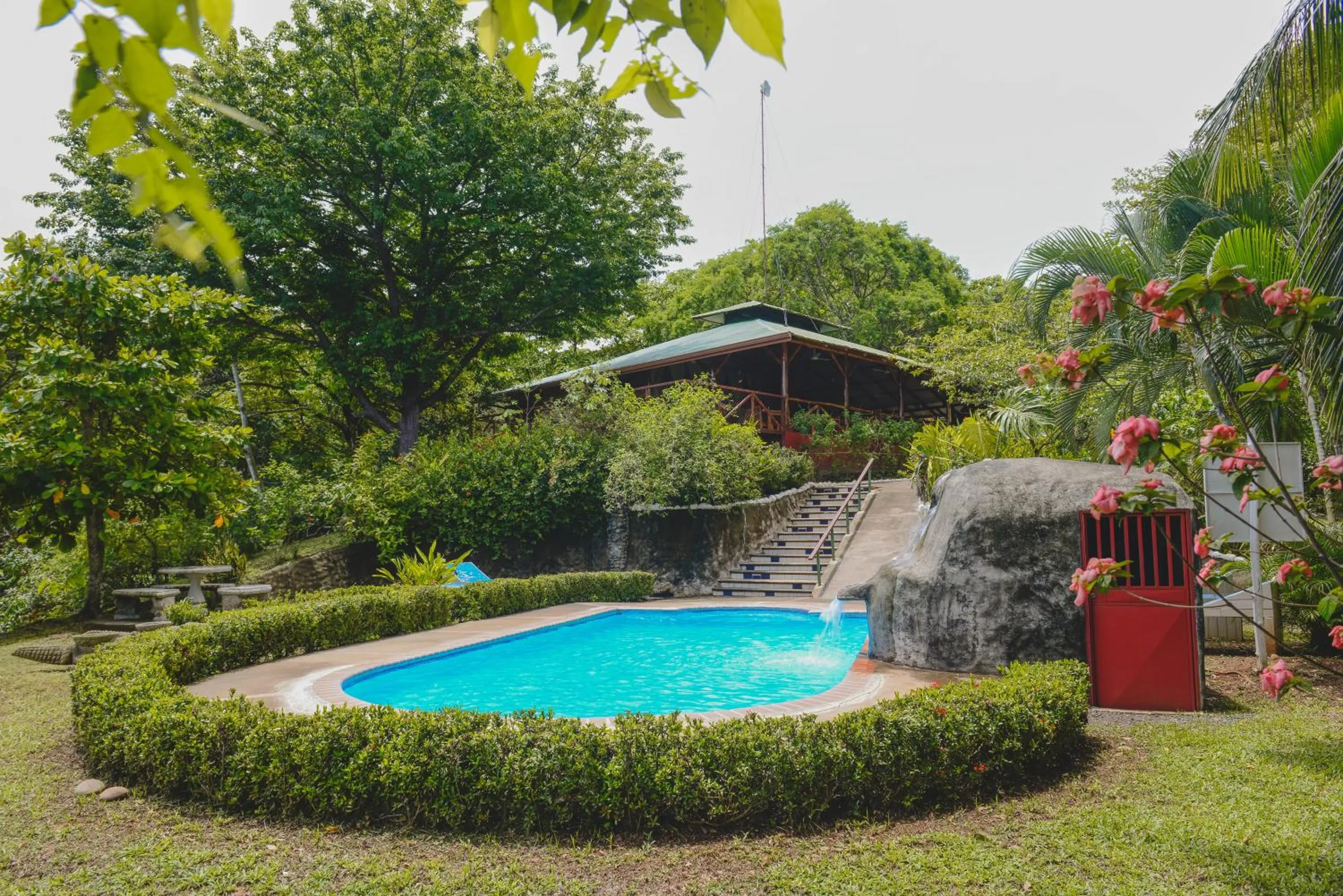 Swimming pool in Hotel Cerro Lodge