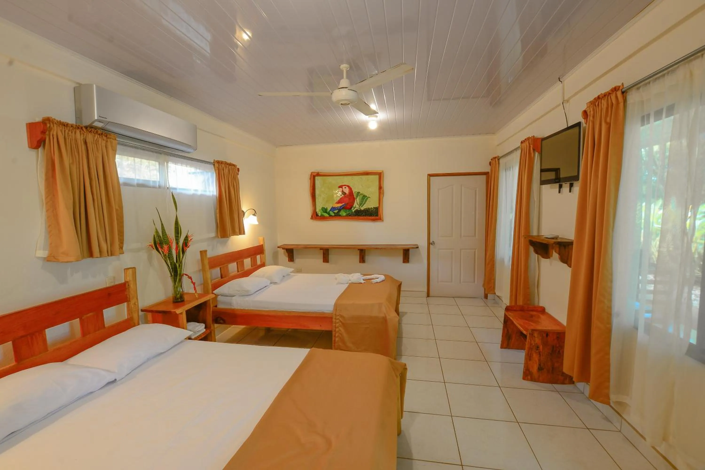 Photo of the whole room, Bed in Hotel Cerro Lodge